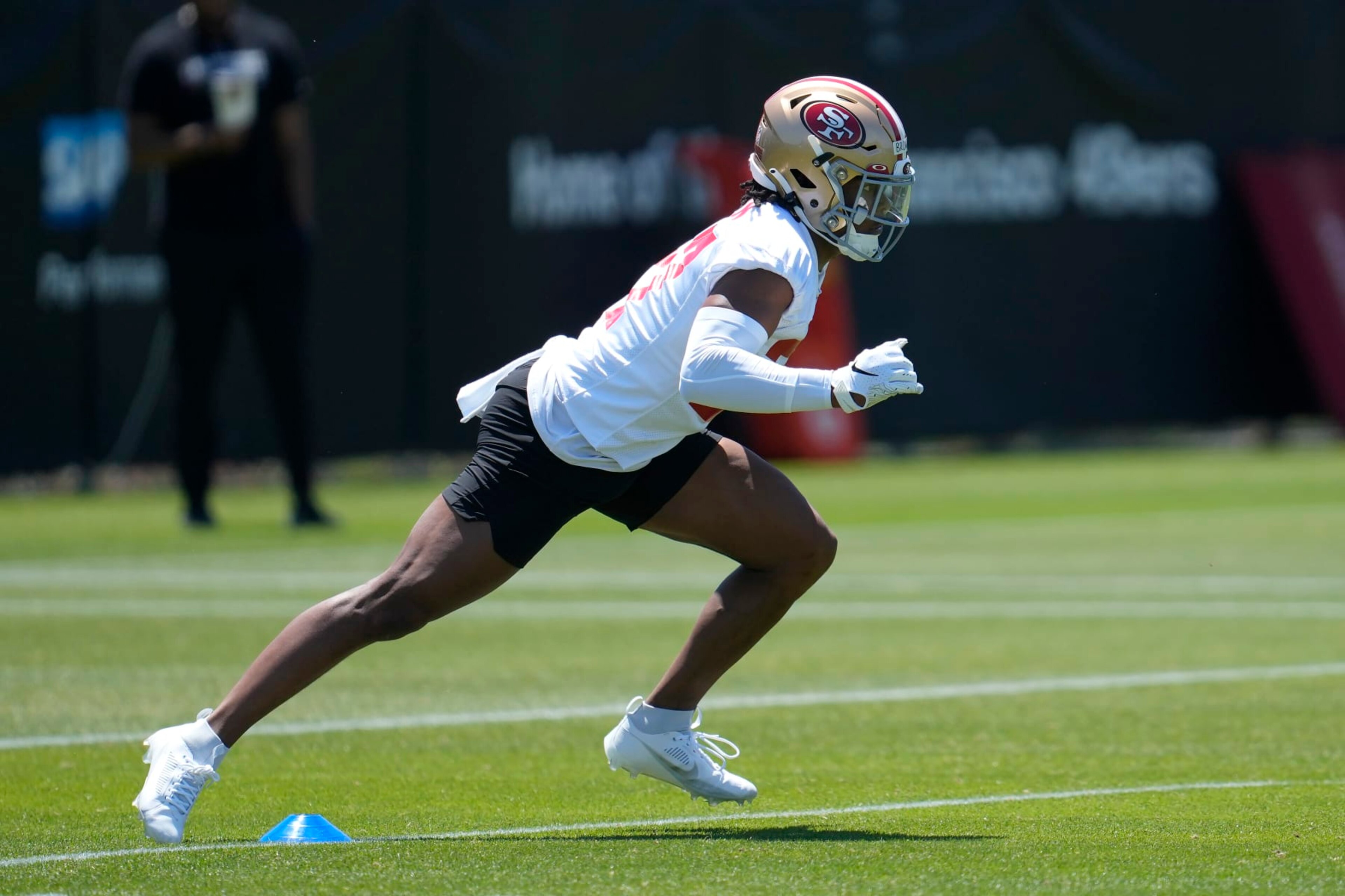 San Francisco 49ers' Ji'Ayir Brown takes part in an NFL football rookie minicamp session in Santa Clara, Calif., Friday, May 12, 2023. (AP Photo/Jeff Chiu)