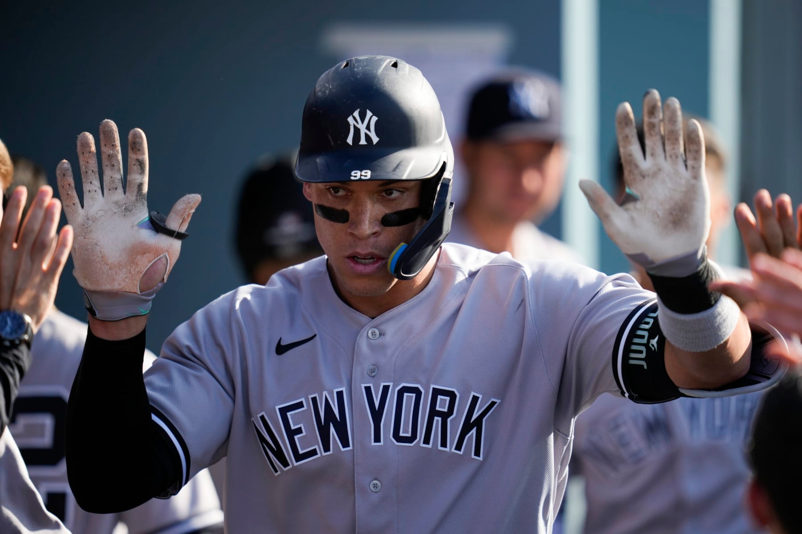 How much trouble does Aaron Judge's toe injury spell for the Yankees?