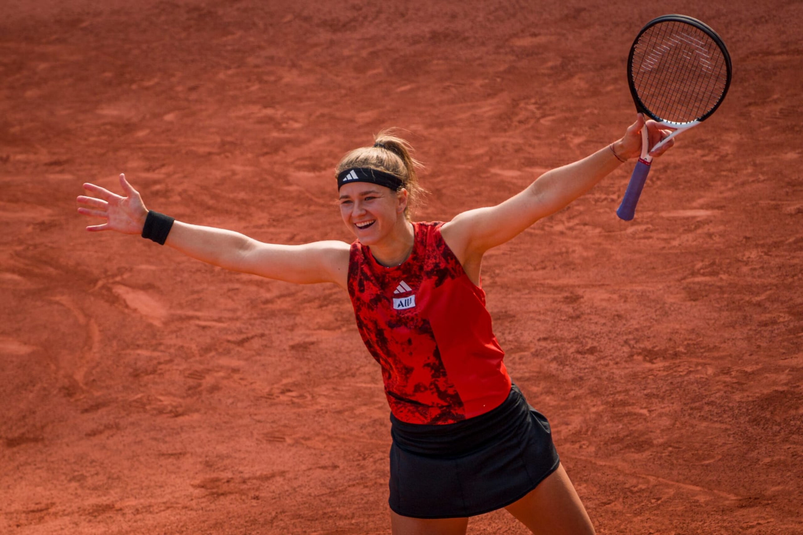 PARIS, FRANCE - JUNE 08: Karolina Muchova of Czech Republic celebrates victory during the Women's Singles Semi Final Round Match against Aryna Sabalenka during Day 12 of the French Open at Roland Garros on June 8, 2023 in Paris, France. (Photo by Andy Cheung/Getty Images)