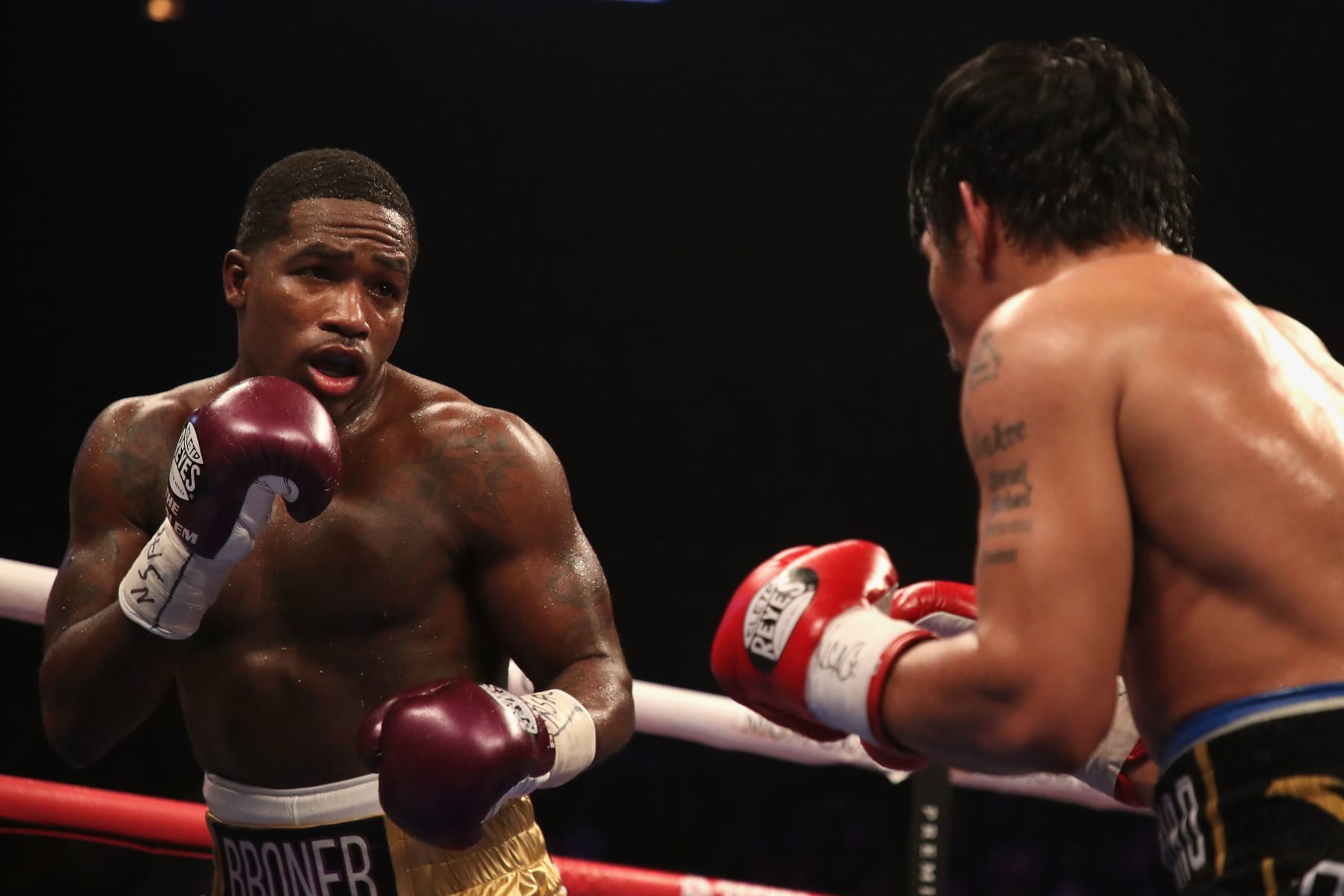 LAS VEGAS, NEVADA - JANUARY 19:  Adrien Broner (L) squares up with Manny Pacquiao during the WBA welterweight championship at MGM Grand Garden Arena on January 19, 2019 in Las Vegas, Nevada. (Photo by Christian Petersen/Getty Images)