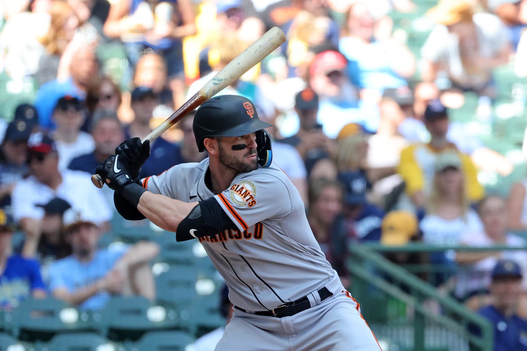 MILWAUKEE, WISCONSIN - MAY 28: Mitch Haniger #17 of the San Francisco Giants at bat during a game against the Milwaukee Brewers at American Family Field on May 28, 2023 in Milwaukee, Wisconsin. (Photo by Stacy Revere/Getty Images)