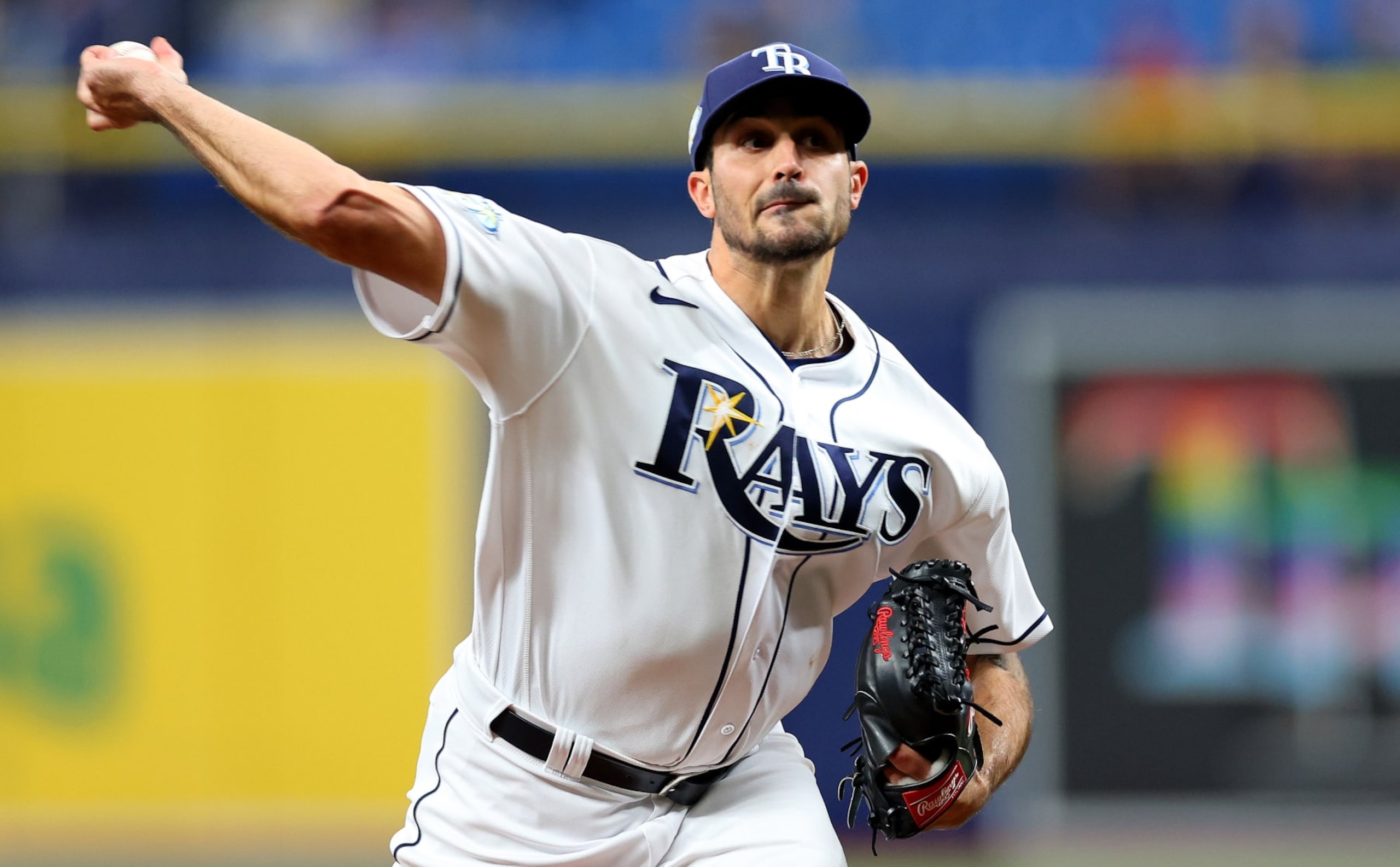 ST PETERSBURG, FLORIDA - JUNE 06: Zach Eflin #24 of the Tampa Bay Rays pitches during a game against the Minnesota Twins at Tropicana Field on June 06, 2023 in St Petersburg, Florida. (Photo by Mike Ehrmann/Getty Images)
