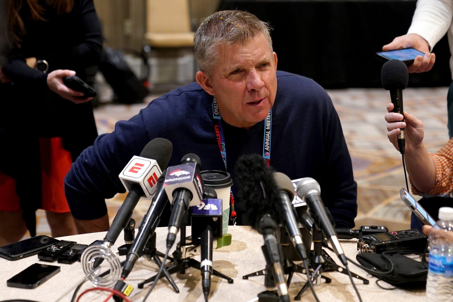 Broncos head coach Sean Payton