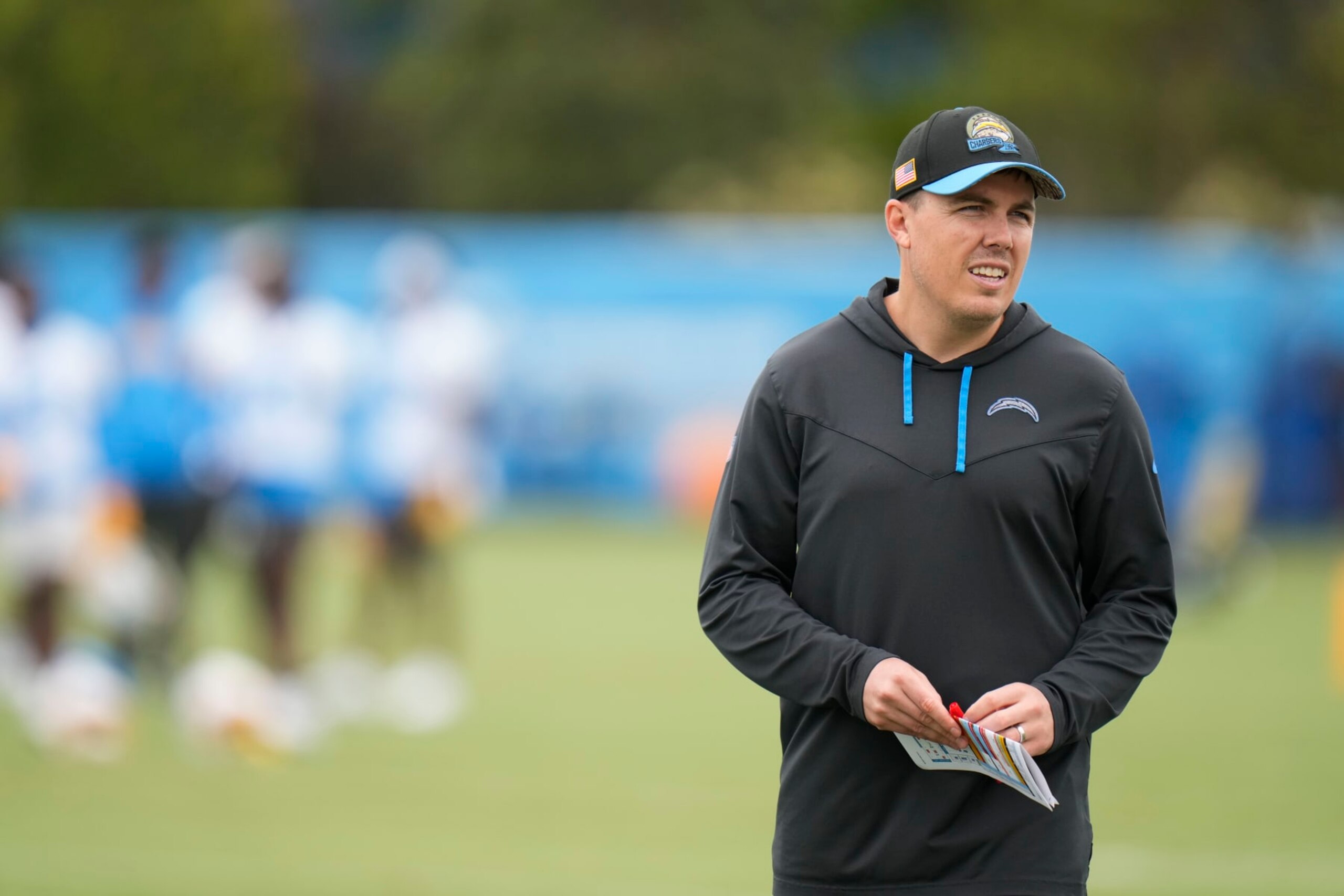 Chargers offensive coordinator Kellen Moore
