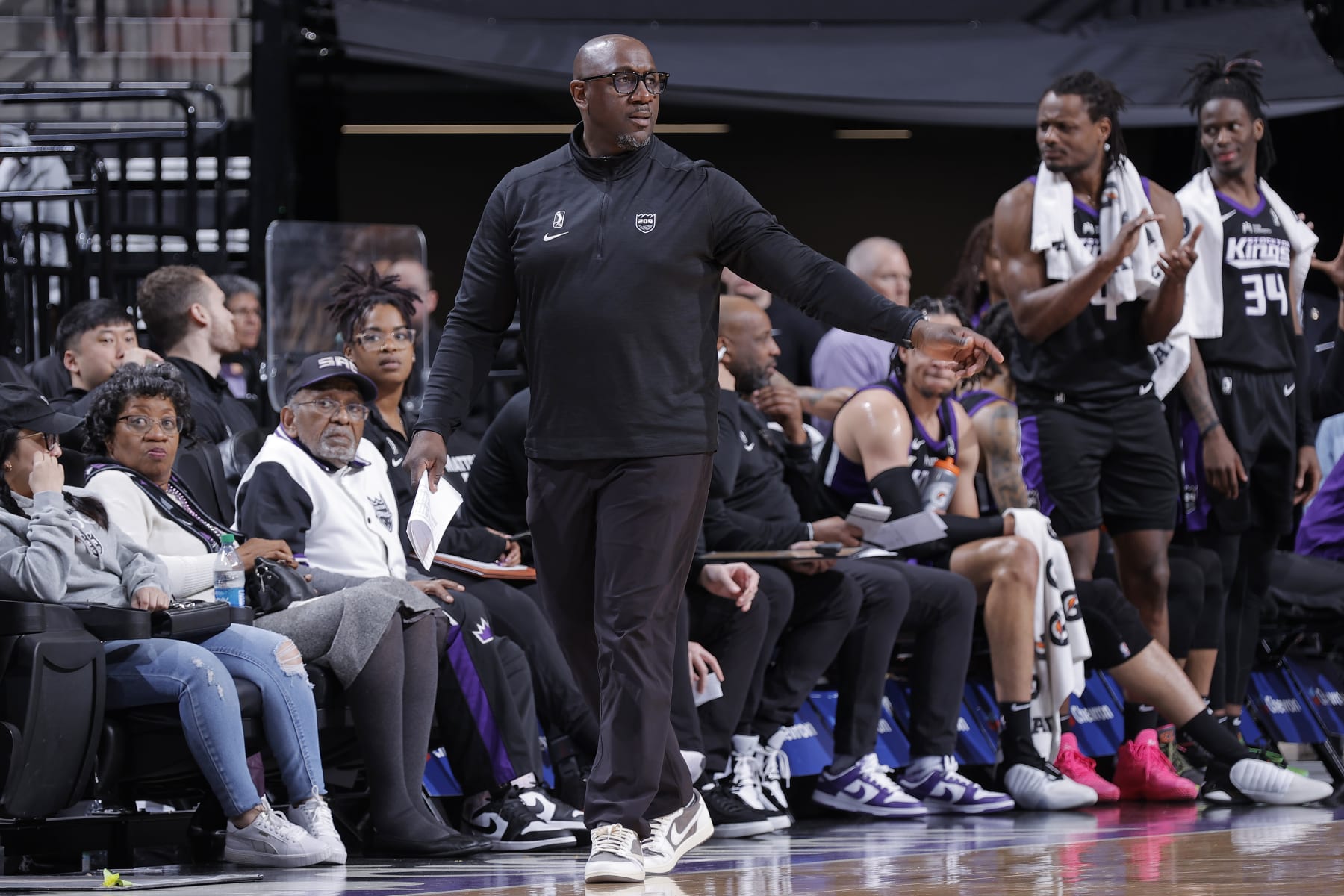 SACRAMENTO, CA - MARCH 24: Bobby Jackson of the Stockton Kings coaches against the Mexico City Capitanes on March 24, 2023 at Golden 1 Center in Sacramento, California. NOTE TO USER: User expressly acknowledges and agrees that, by downloading and or using this Photograph, user is consenting to the terms and conditions of the Getty Images License Agreement. Mandatory Copyright Notice: Copyright 2023 NBAE (Photo by Rocky Widner/NBAE via Getty Images)