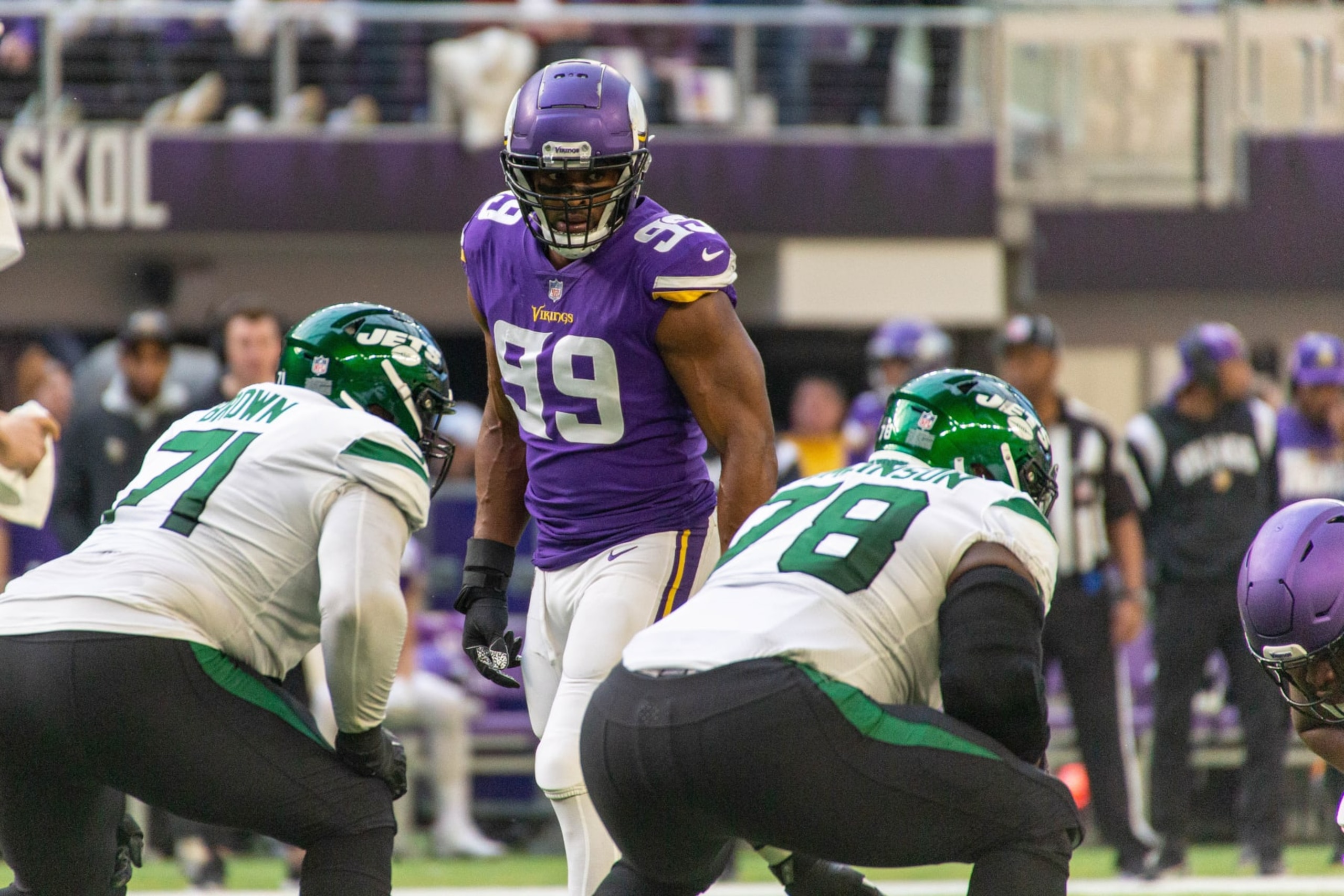 MINNEAPOLIS, MN - DECEMBER 04: Minnesota Vikings linebacker Danielle Hunter (99) lines up for a play during the NFL game between the New York Jets and the Minnesota Vikings on December 4th, 2022, at U.S. Bank Stadium, in Minneapolis, MN. (Photo by Bailey Hillesheim/Icon Sportswire via Getty Images)