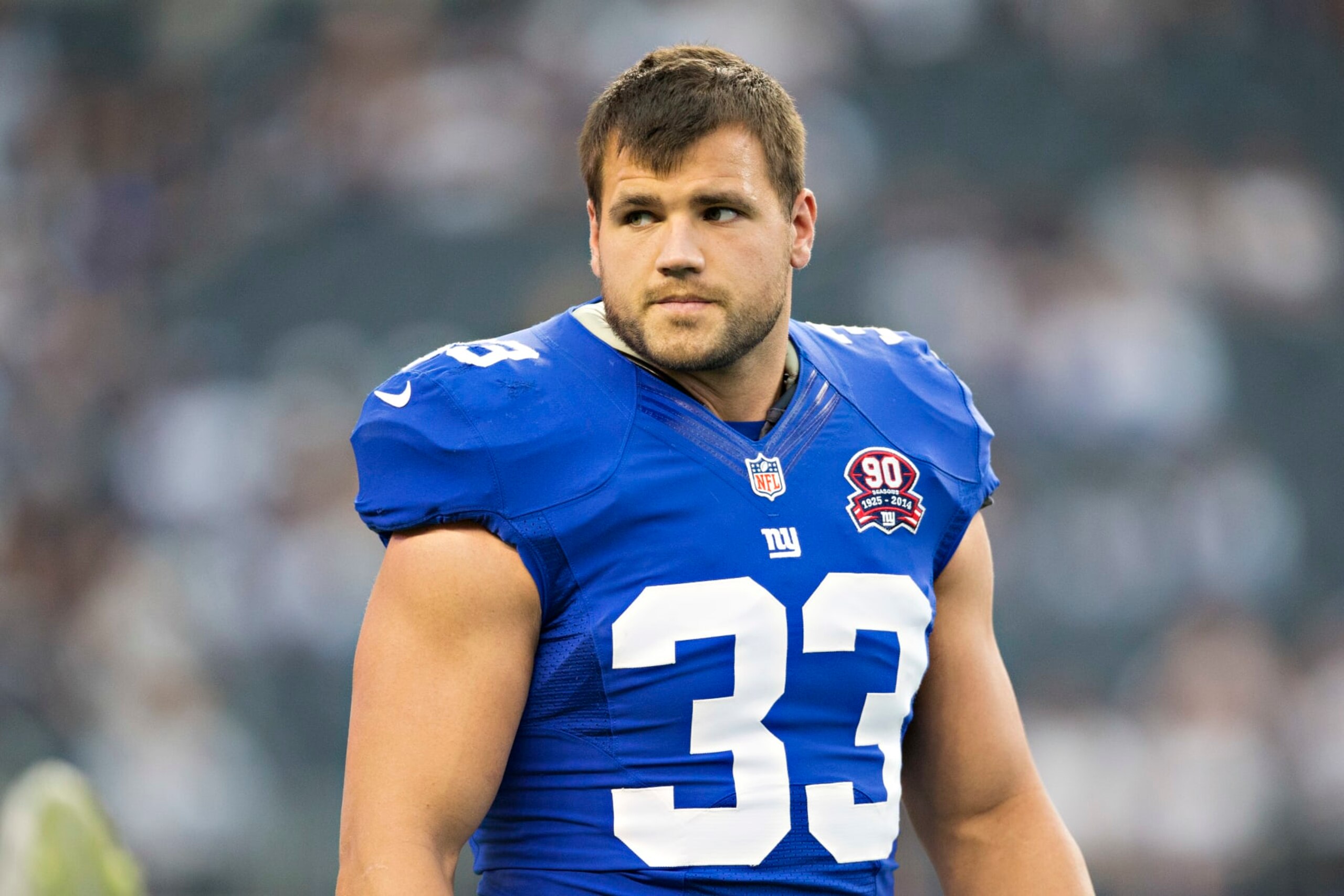 ARLINGTON, TX - OCTOBER 19:  Peyton Hillis #33 of the New York Giants warming up before a game against the Dallas Cowboys at AT&T Stadium on October 19, 2014 in Arlington, Texas.  The Cowboys defeated the Giants 31-21.  (Photo by Wesley Hitt/Getty Images)