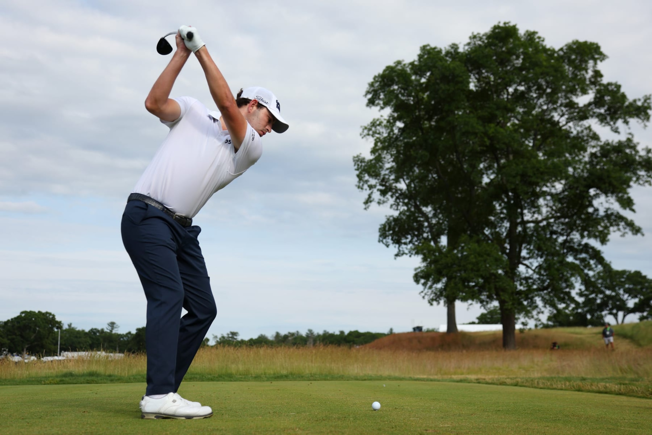BROOKLINE, MASSACHUSETTS - JUNE 16: Patrick Cantlay of the United States plays his shot from the tenth tee during round one of the 122nd U.S. Open Championship at The Country Club on June 16, 2022 in Brookline, Massachusetts. (Photo by Andrew Redington/Getty Images)