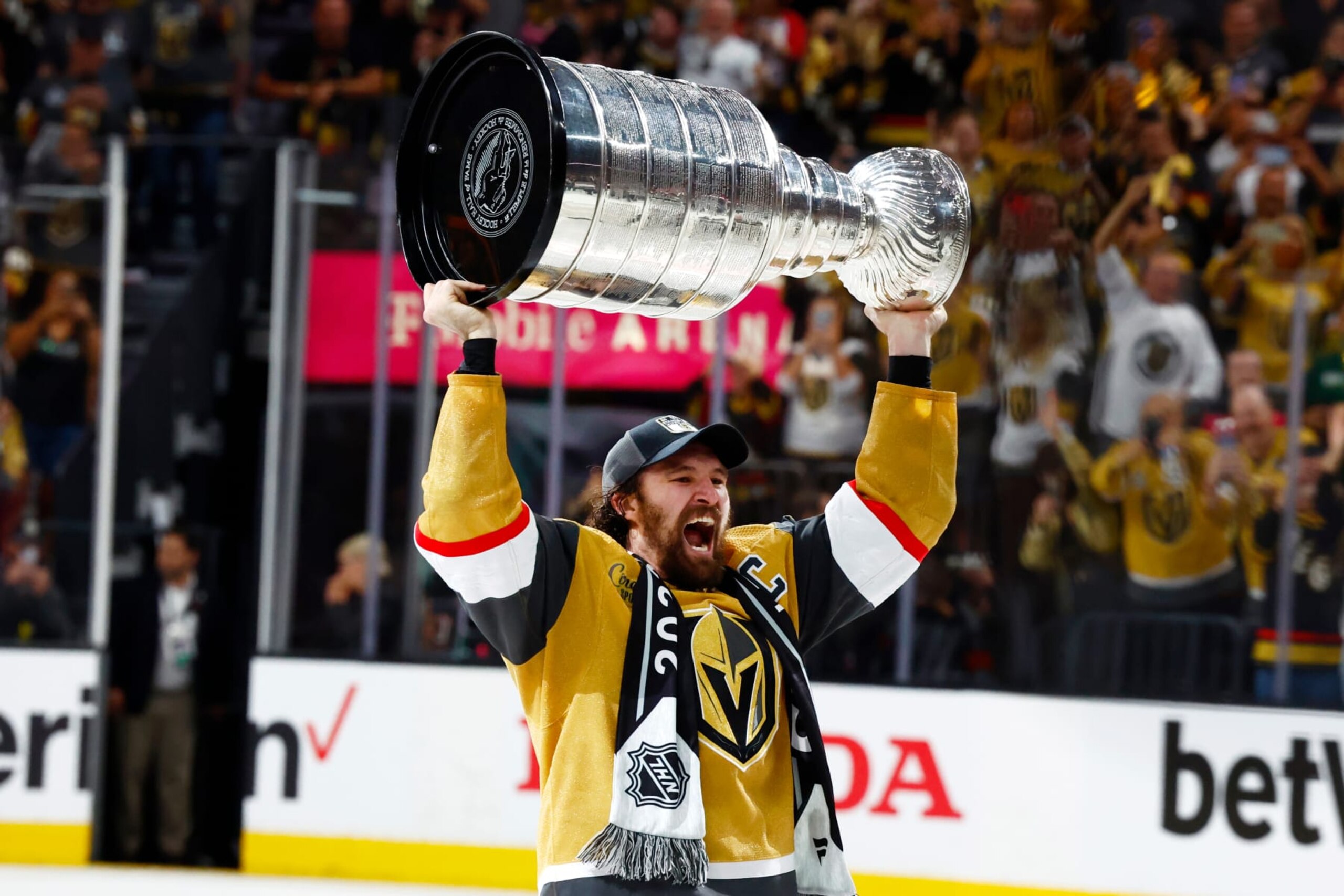 The Vegas Golden Knights are world champs after Tuesday's 9-3 win over Florida.