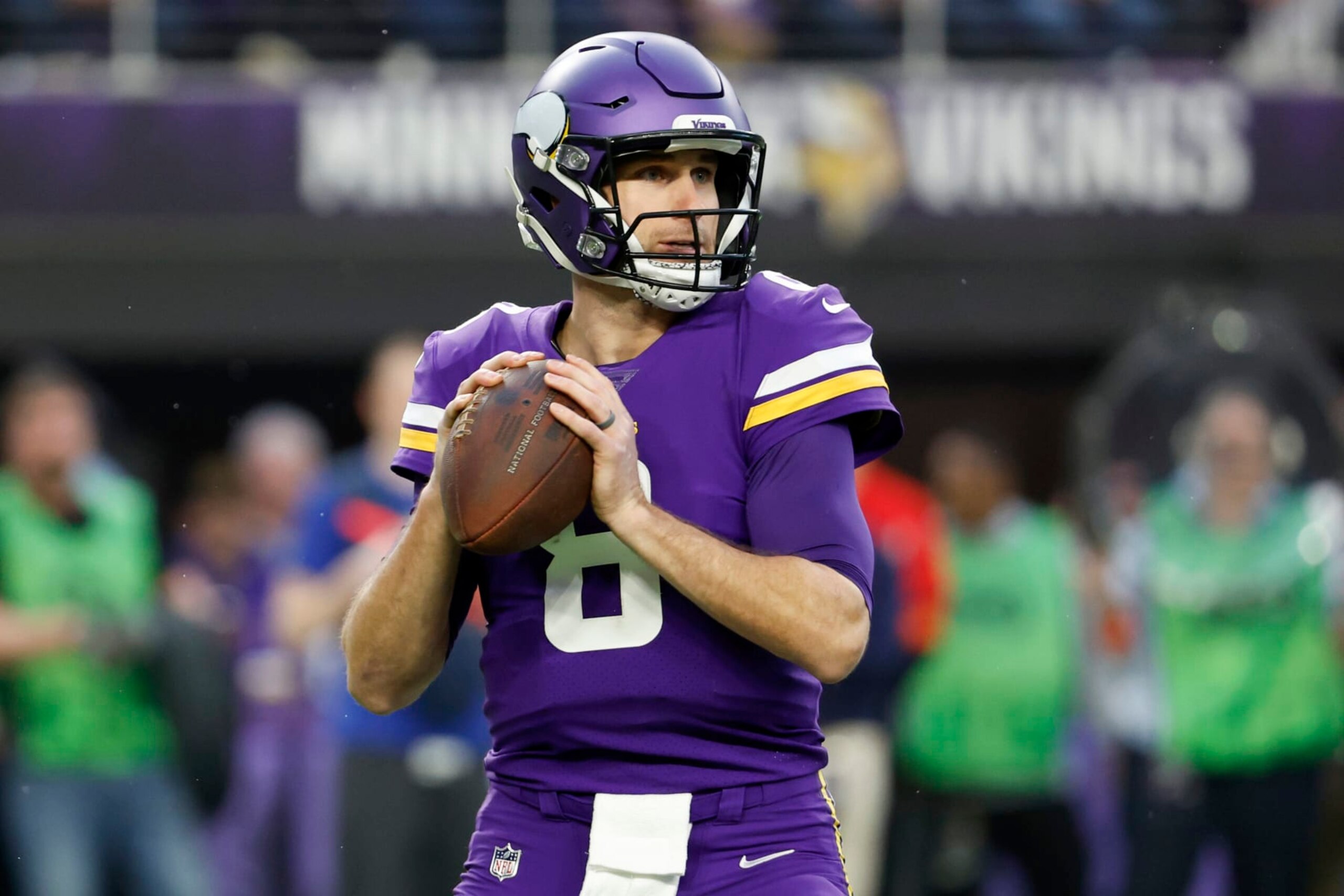 MINNEAPOLIS, MINNESOTA - JANUARY 15: Kirk Cousins #8 of the Minnesota Vikings throws a pass against the New York Giants during the second half in the NFC Wild Card playoff game at U.S. Bank Stadium on January 15, 2023 in Minneapolis, Minnesota. (Photo by David Berding/Getty Images)