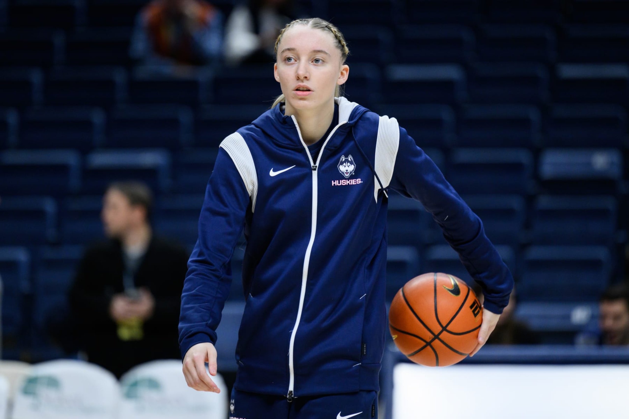 STORRS, CT - JANUARY 21: UConn Huskies guard Paige Bueckers (5) warms up on the court before the women's college basketball game between the Butler Bulldogs and UConn Huskies on January 21, 2023, at Harry A. Gampel Pavilion in Storrs, CT. (Photo by Zach Bolinger/Icon Sportswire via Getty Images) STORRS, CT - JANUARY 21: UConn Huskies guard Paige Bueckers (5) warms up on the court before the women's college basketball game between the Butler Bulldogs and UConn Huskies on January 21, 2023, at Harry A. Gampel Pavilion in Storrs, CT. (Photo by Zach Bolinger/Icon Sportswire via Getty Images)