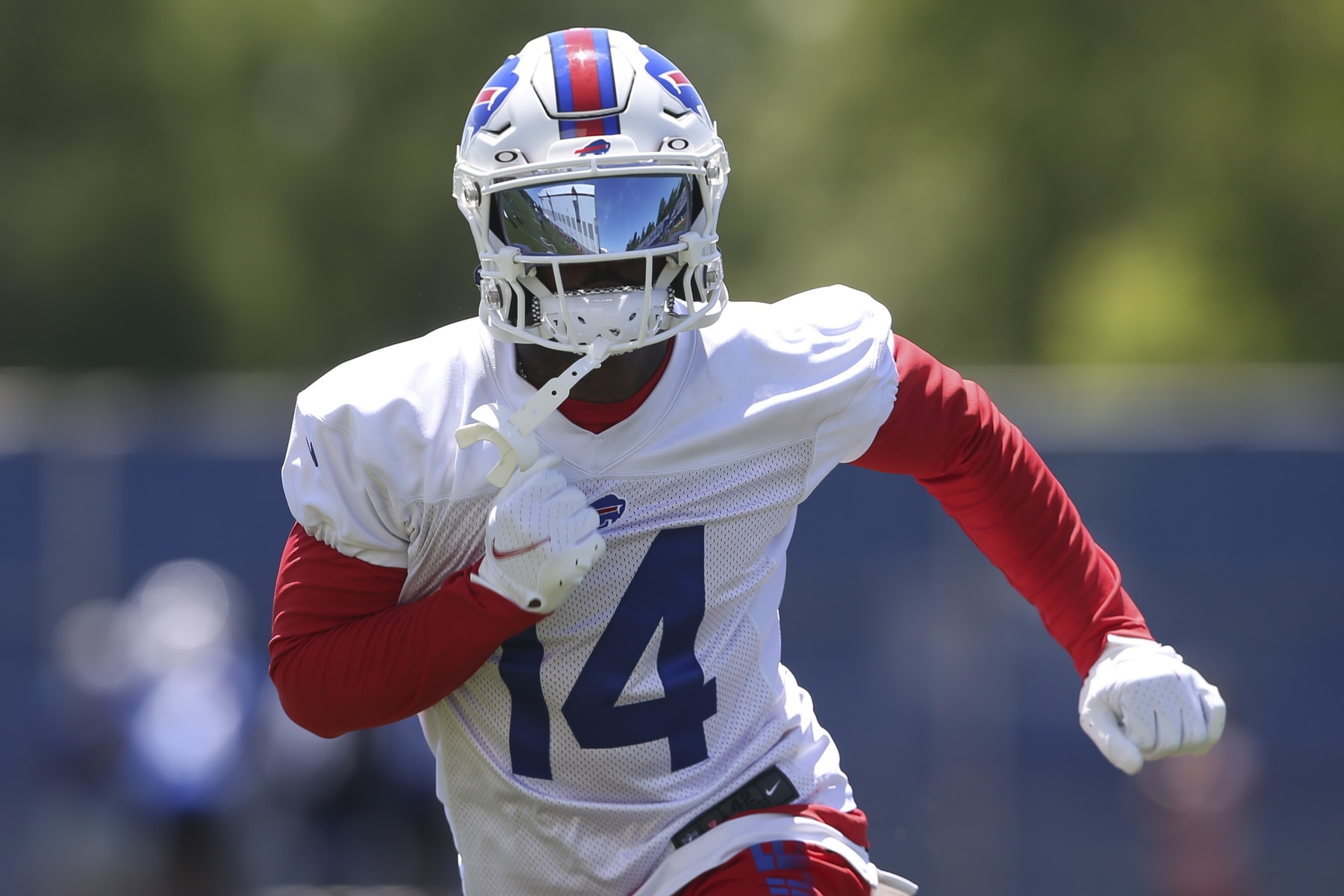 ORCHARD PARK, NEW YORK - JUNE 14: Stefon Diggs of the Buffalo Bills runs drills during Bills mini camp on June 14, 2022 in Orchard Park, New York. (Photo by Joshua Bessex/Getty Images)