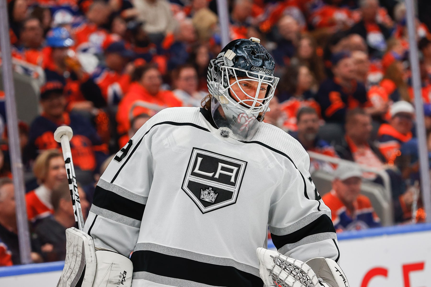 EDMONTON, AB - APRIL 25: Los Angeles Kings Goalie Pheonix Copley (29) comes into the game after the Kings pull Los Angeles Kings Goalie Joonas Korpisalo (70) in the third period of game two in the Western Conference First Round of the Edmonton Oilers versus the Los Angeles Kings on April 25, 2023 at Rogers Place in Edmonton, AB. (Photo by Curtis Comeau/Icon Sportswire via Getty Images)