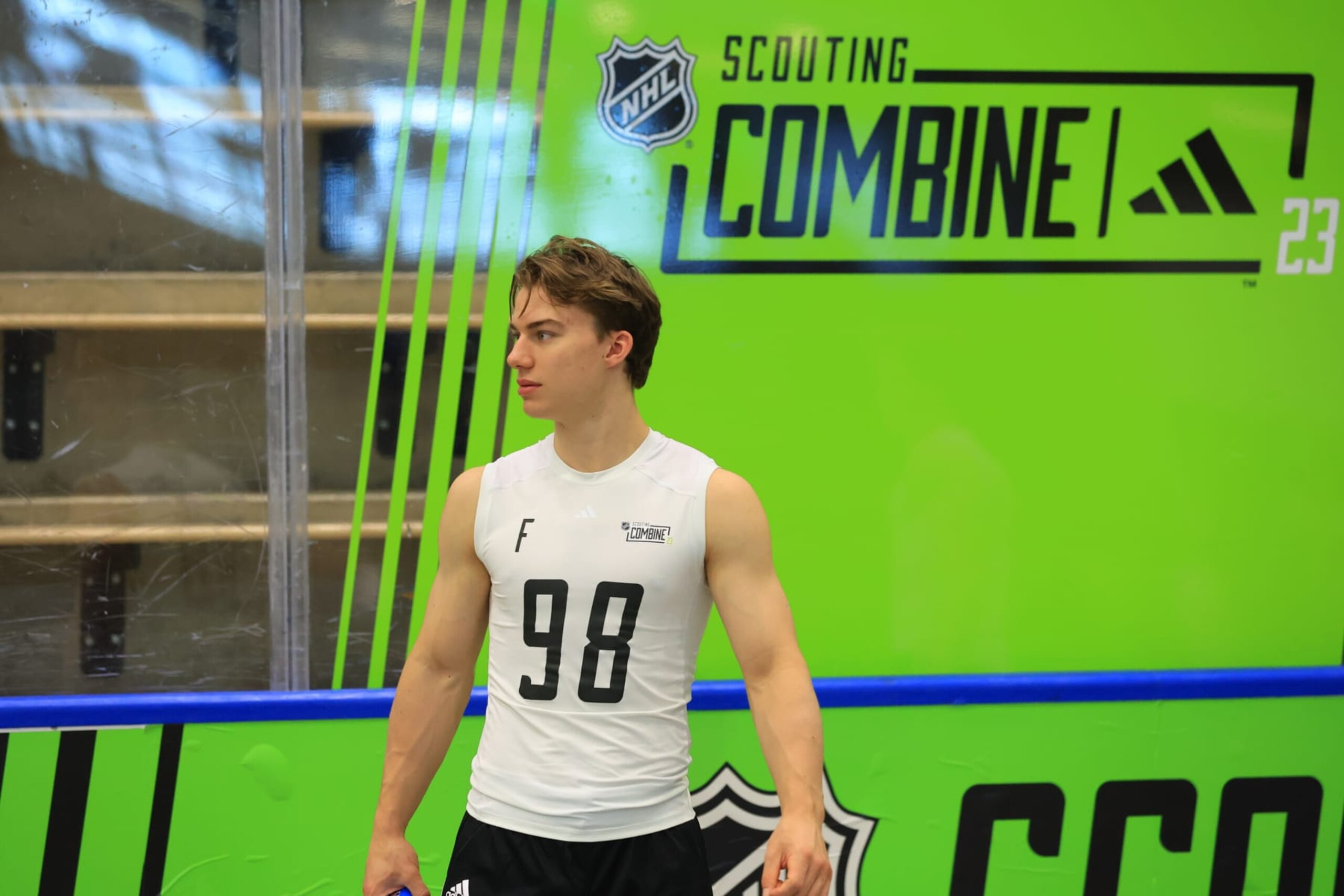 BUFFALO, NEW YORK - JUNE 10: Connor Bedard #98 warms up prior to testing during the 2023 NHL Scouting Combine at the LECOM Harborcenter on June 10, 2023 in Buffalo, New York. (Photo by Bill Wippert/NHLI via Getty Images)