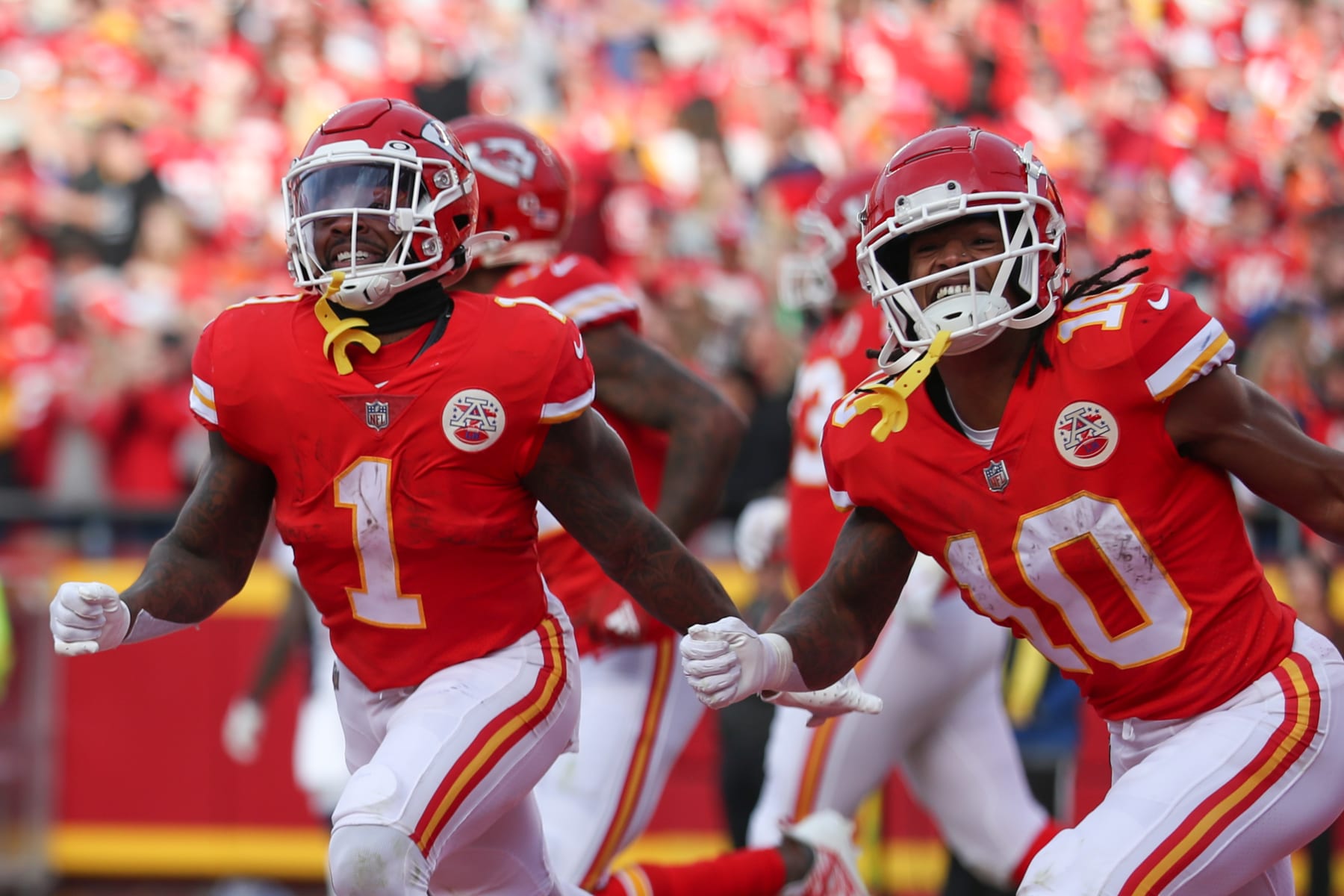 Jerick McKinnon and Isiah Pacheco