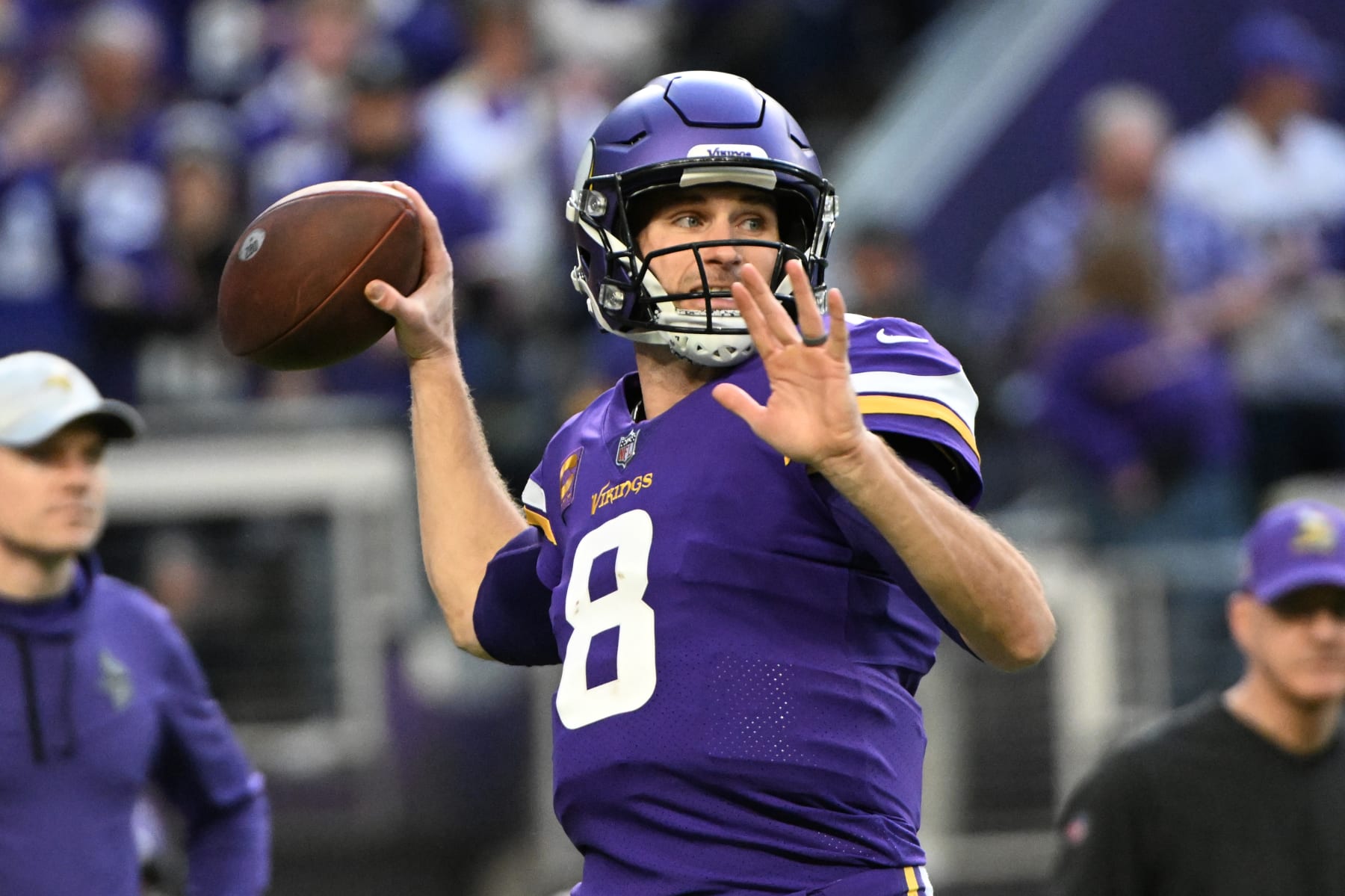 MINNEAPOLIS, MINNESOTA - JANUARY 15: Kirk Cousins #8 of the Minnesota Vikings warms up prior to the NFC Wild Card playoff game against the New York Giants at U.S. Bank Stadium on January 15, 2023 in Minneapolis, Minnesota. (Photo by Stephen Maturen/Getty Images)