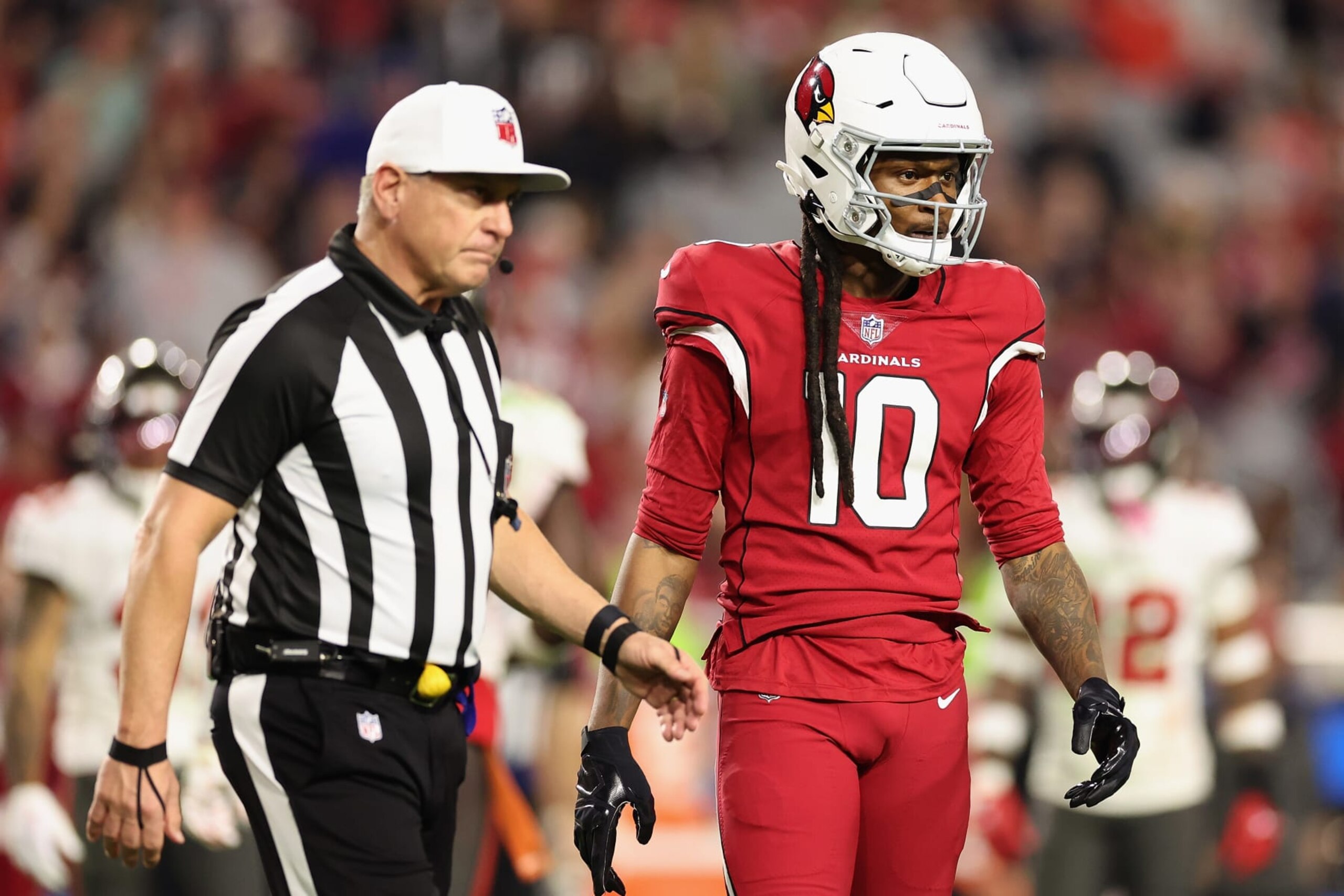 GLENDALE, ARIZONA - DECEMBER 25: Wide receiver DeAndre Hopkins #10 of the Arizona Cardinals during the NFL game at State Farm Stadium on December 25, 2022 in Glendale, Arizona. The Buccaneers defeated the Cardinals 19-16 in overtime.  (Photo by Christian Petersen/Getty Images)