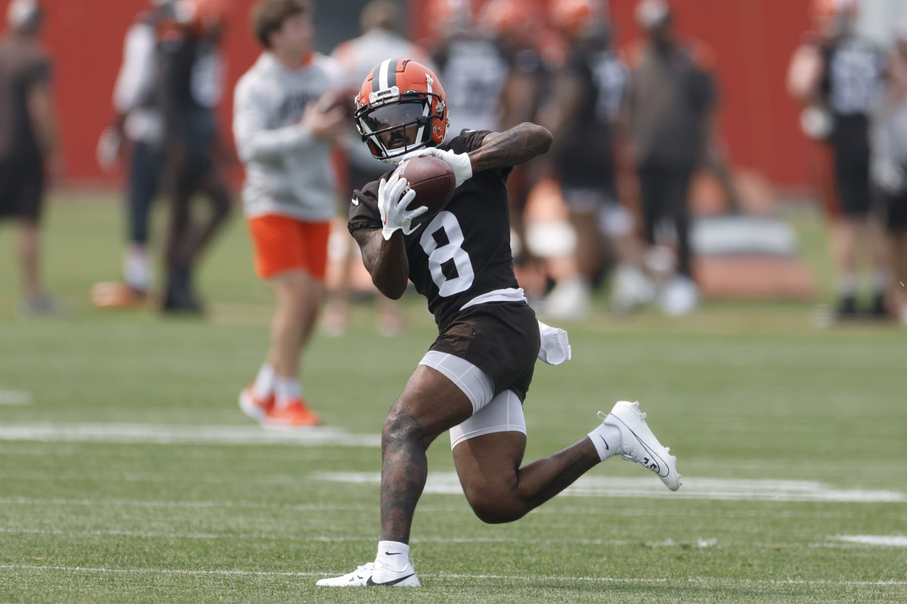 Cleveland Browns wide reciever Elijah Moore takes part in drills at the NFL football team's practice facility Tuesday, June 6, 2023, in Berea, Ohio. (AP Photo/Ron Schwane)