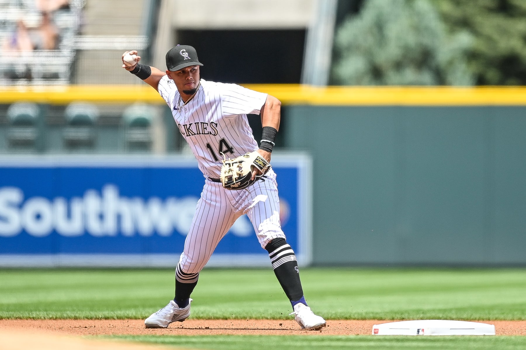 Colorado's Ezequiel Tovar