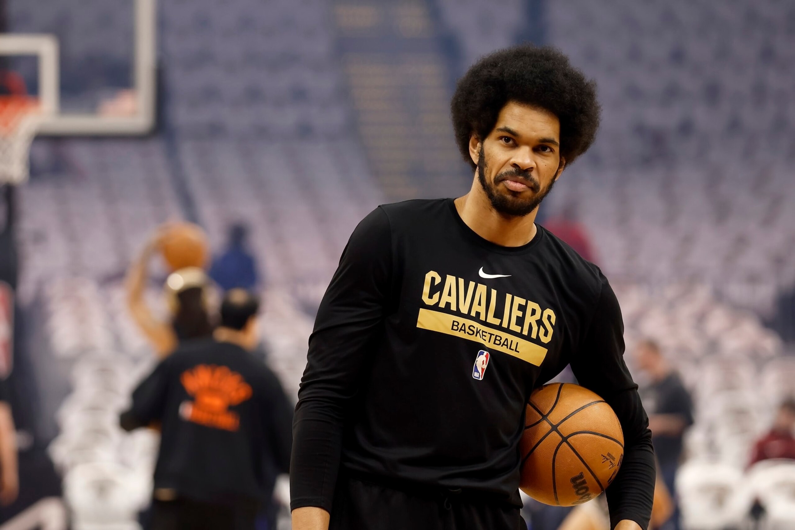 CLEVELAND, OH - APRIL 26:  Jarrett Allen #31 of the Cleveland Cavaliers warms up prior to the start of Game Five of the Eastern Conference First Round Playoffs against the New York Knicks at Rocket Mortgage Fieldhouse on April 26, 2023 in Cleveland, Ohio. NOTE TO USER: User expressly acknowledges and agrees that, by downloading and or using this photograph, User is consenting to the terms and conditions of the Getty Images License Agreement. (Photo by Kirk Irwin/Getty Images)
