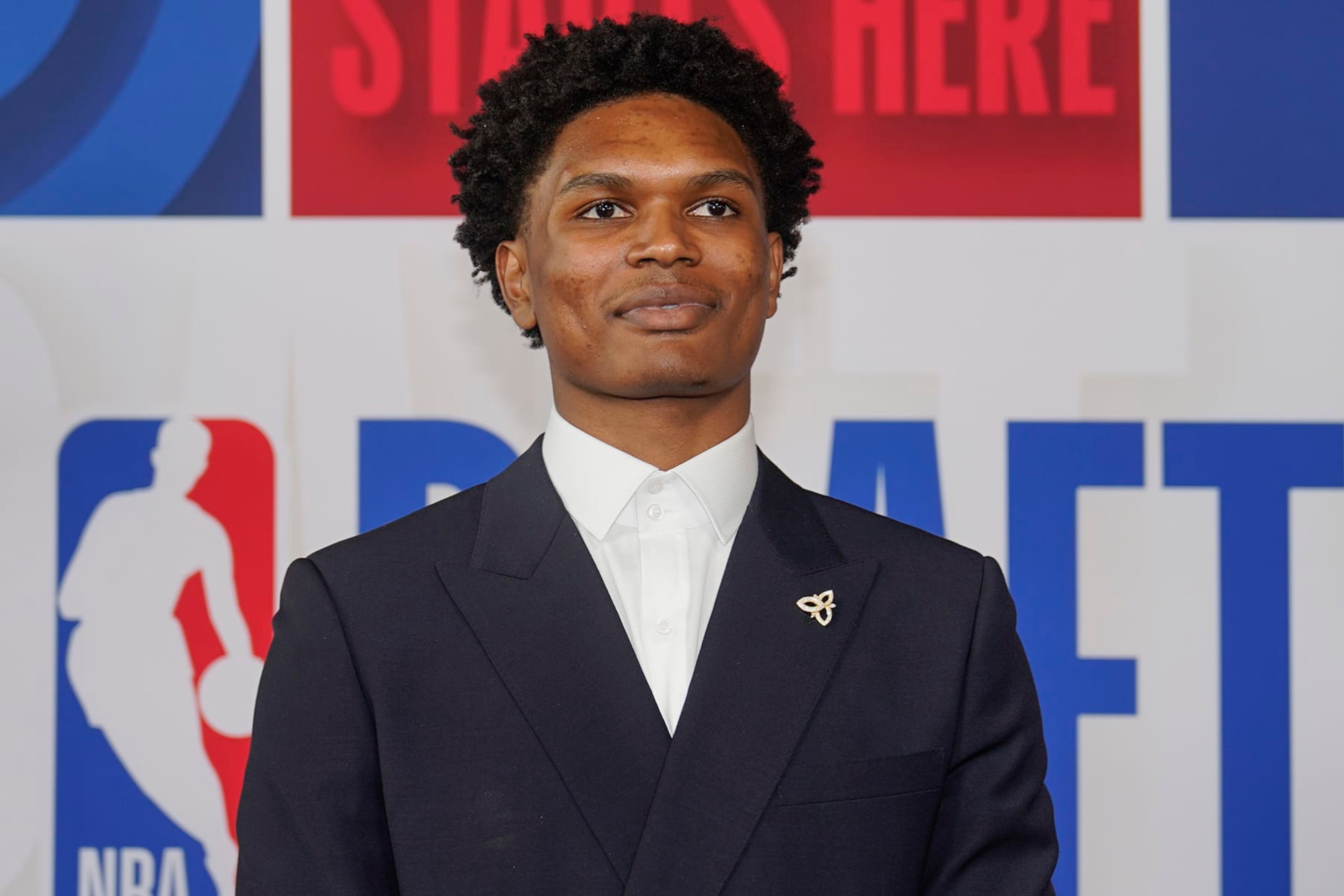 Ausar Thompson arrives at Barclays Center before the NBA basketball draft, Thursday, June 22, 2023, in New York. (AP Photo/John Minchillo)