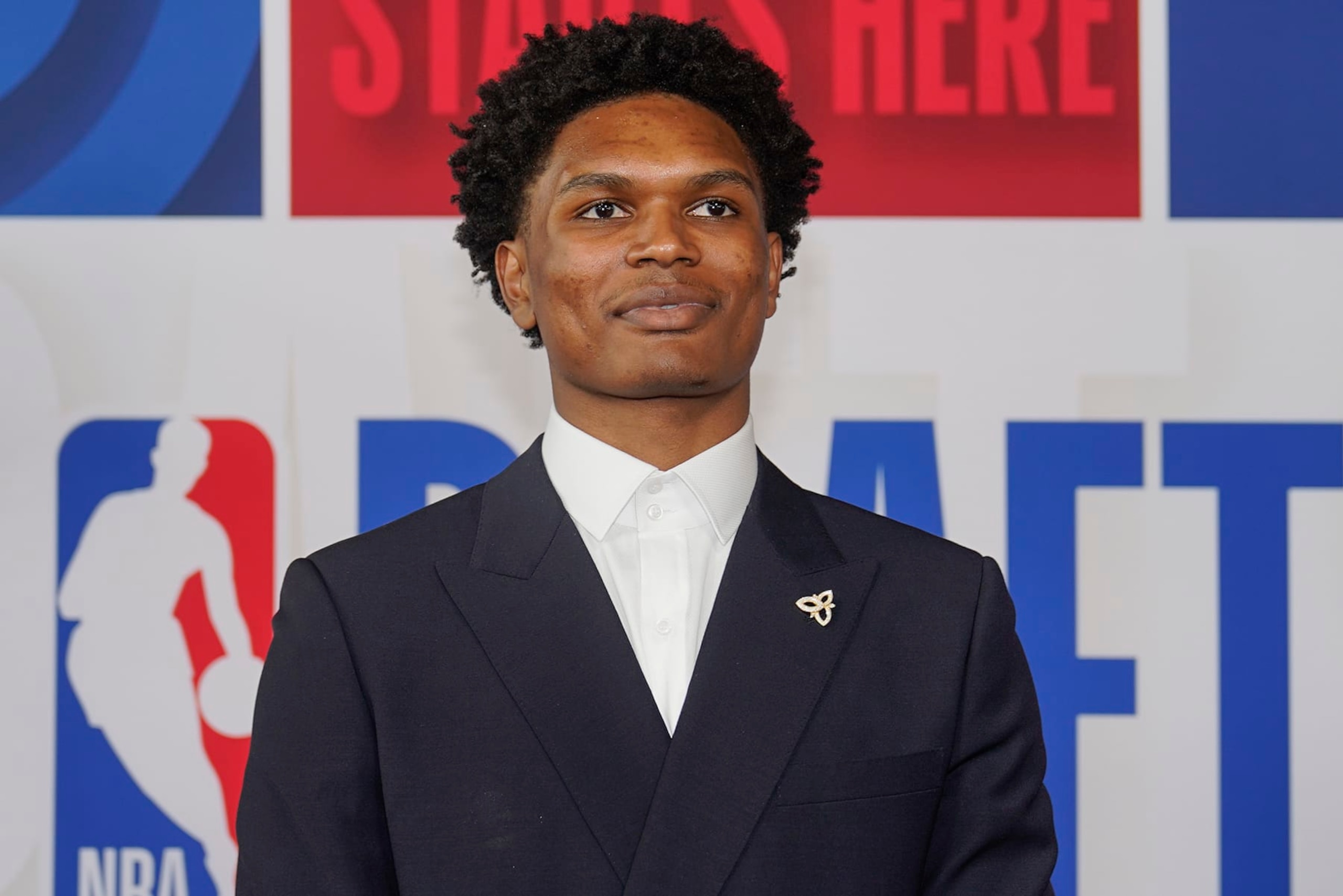 Ausar Thompson arrives at Barclays Center before the NBA basketball draft, Thursday, June 22, 2023, in New York. (AP Photo/John Minchillo)