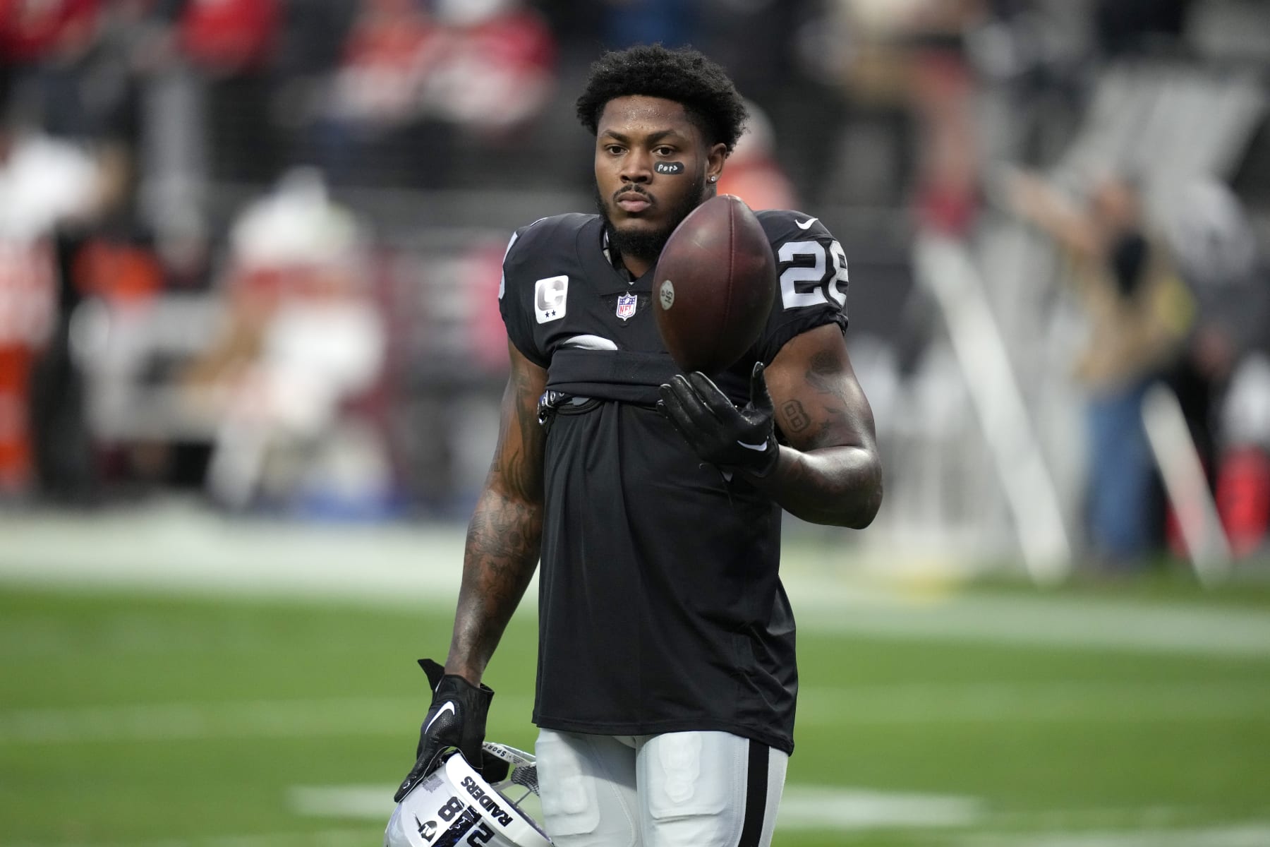Raiders running back Josh Jacobs
