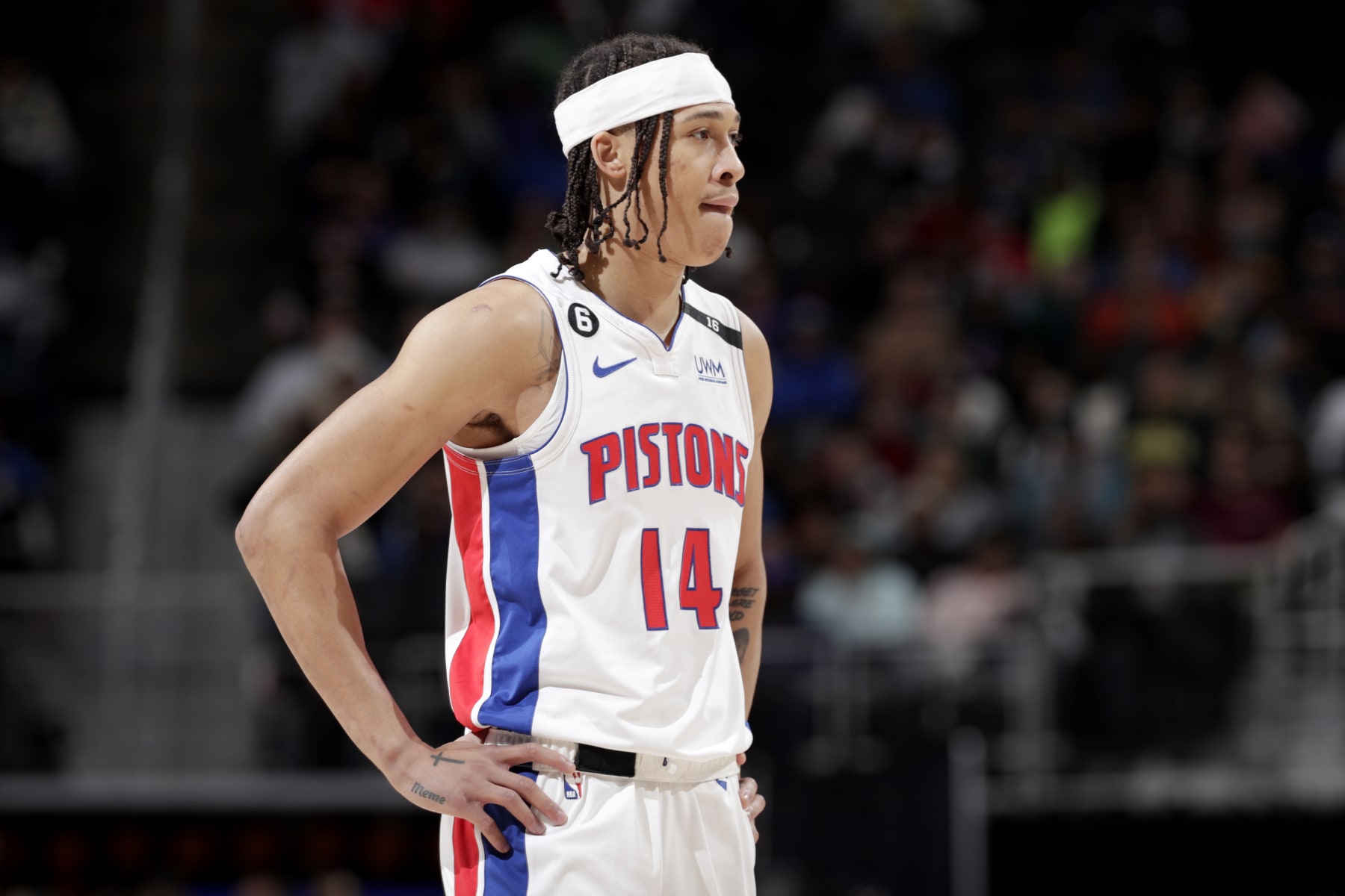 DETROIT, MI - MARCH 27:  R.J. Hampton #14 of the Detroit Pistons looks on during the game against the Milwaukee Bucks on March 27, 2023 at Little Caesars Arena in Detroit, Michigan. NOTE TO USER: User expressly acknowledges and agrees that, by downloading and/or using this photograph, User is consenting to the terms and conditions of the Getty Images License Agreement. Mandatory Copyright Notice: Copyright 2023 NBAE (Photo by Brian Sevald/NBAE via Getty Images)