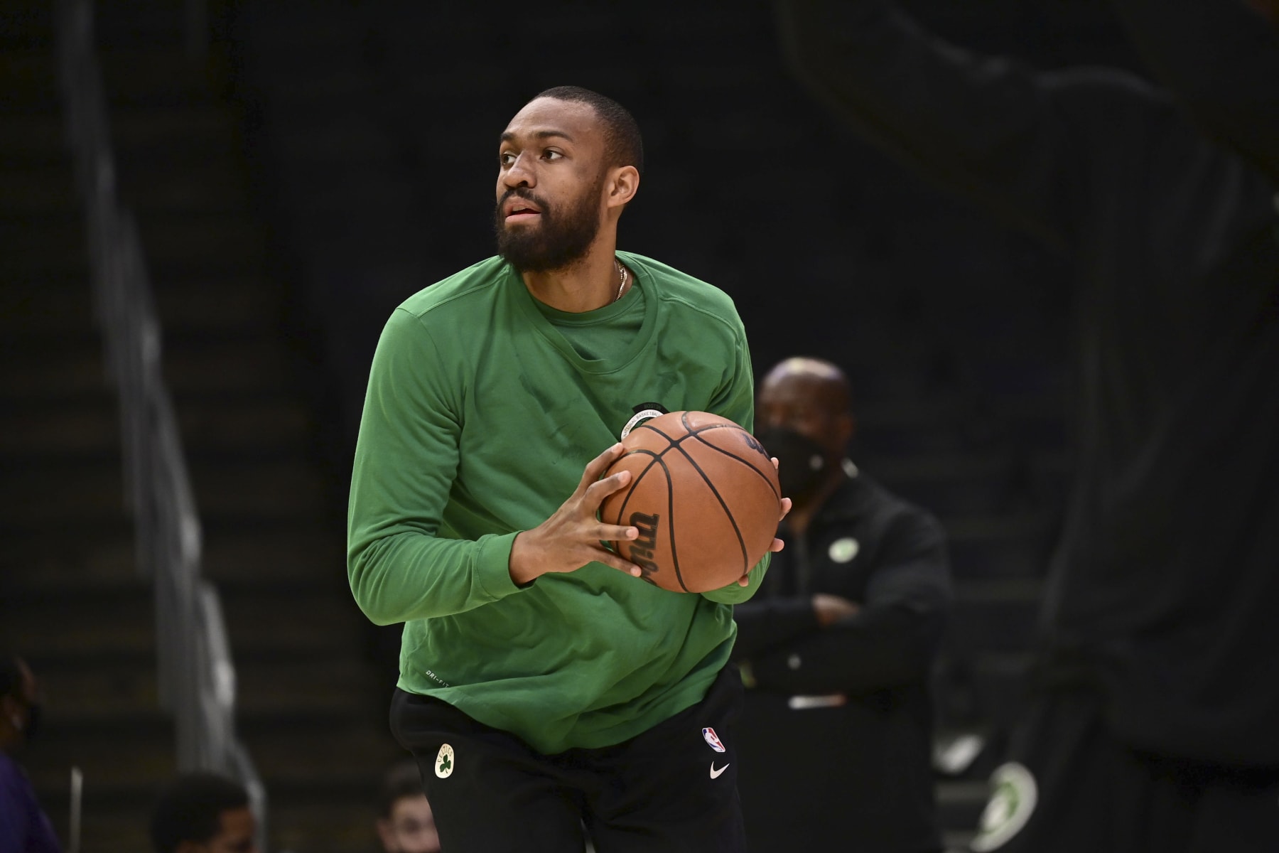 Basketball: Boston Celtics Jabari Parker warming up before game vs Los Angeles Clippers at Staples Center. Los Angeles, CA 12/8/2021 CREDIT: John W. McDonough (Photo by John W. McDonough/Sports Illustrated via Getty Images) (Set Number: X163884 TK1)