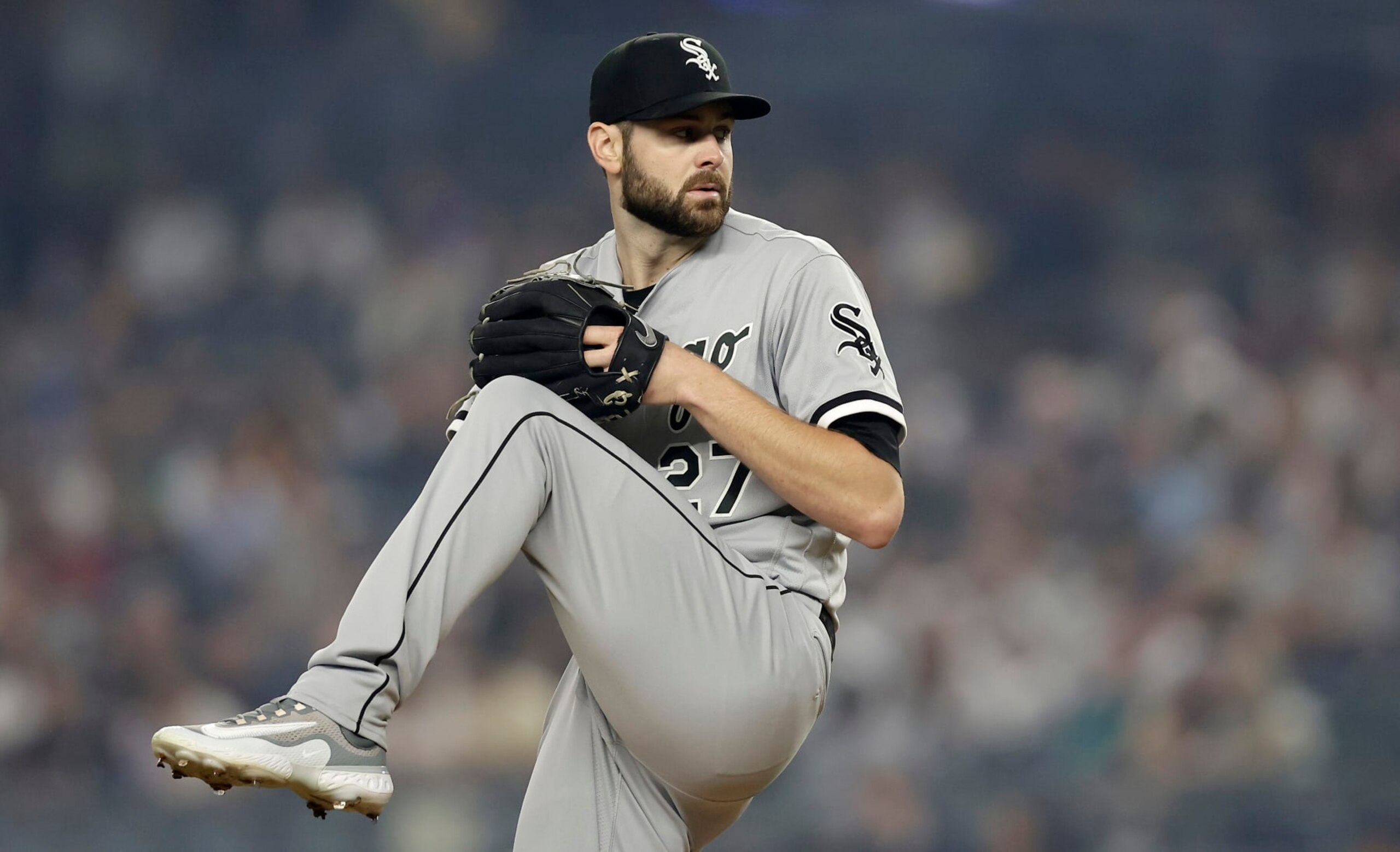 NEW YORK, NEW YORK - JUNE 06: (NEW YORK DAILIES OUT)  Lucas Giolito #27 of the Chicago White Sox in action against the New York Yankees at Yankee Stadium on June 6, 2023 in Bronx, New York. The White Sox defeated the Yankees 3-2. (Photo by Jim McIsaac/Getty Images)