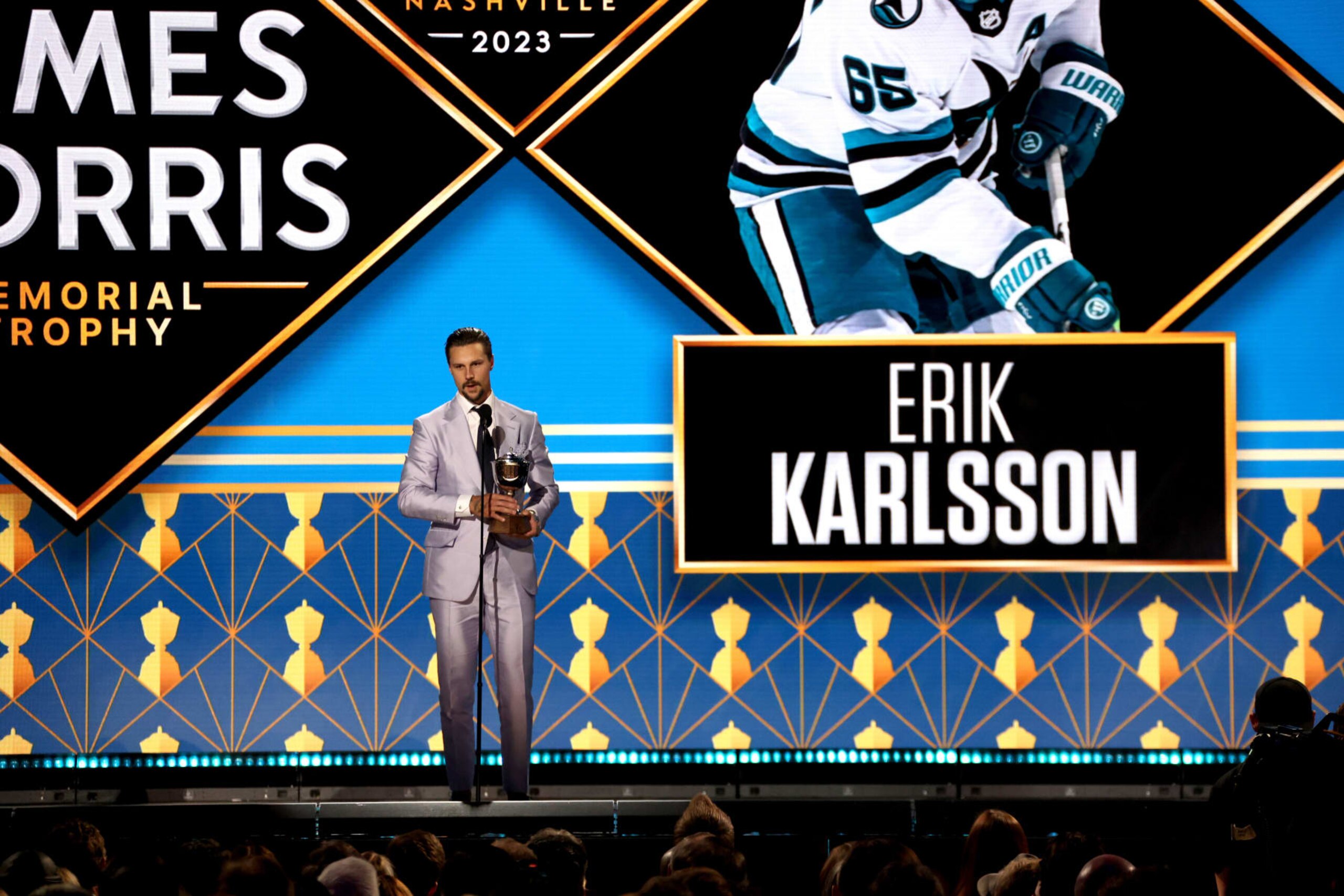 NASHVILLE, TENNESSEE - JUNE 26: Erik Karlsson of the San Jose Sharks speaks onstage after being awarded the James Norris Memorial Trophy at the 2023 NHL Awards at Bridgestone Arena on June 26, 2023 in Nashville, Tennessee. (Photo by Dave Sandford/NHLI via Getty Images)