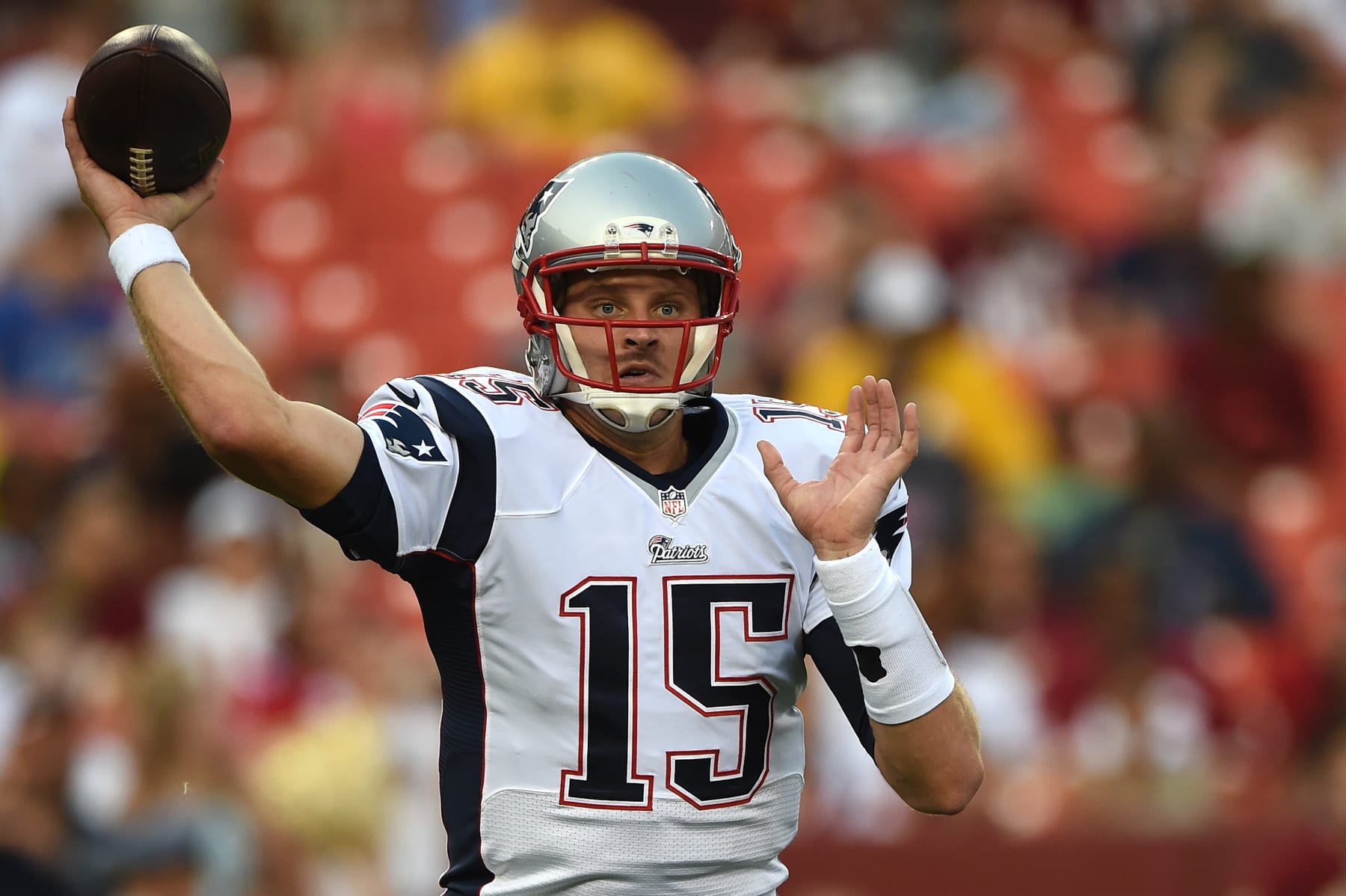 LANDOVER, MD - AUGUST 07: Quarterback Ryan Mallett #15 of the New England Patriots makes a pass in the first quarter against the Washington Redskins during a preseason NFL game at FedExField on August 7, 2014 in Landover, Maryland. (Photo by Patrick Smith/Getty Images)