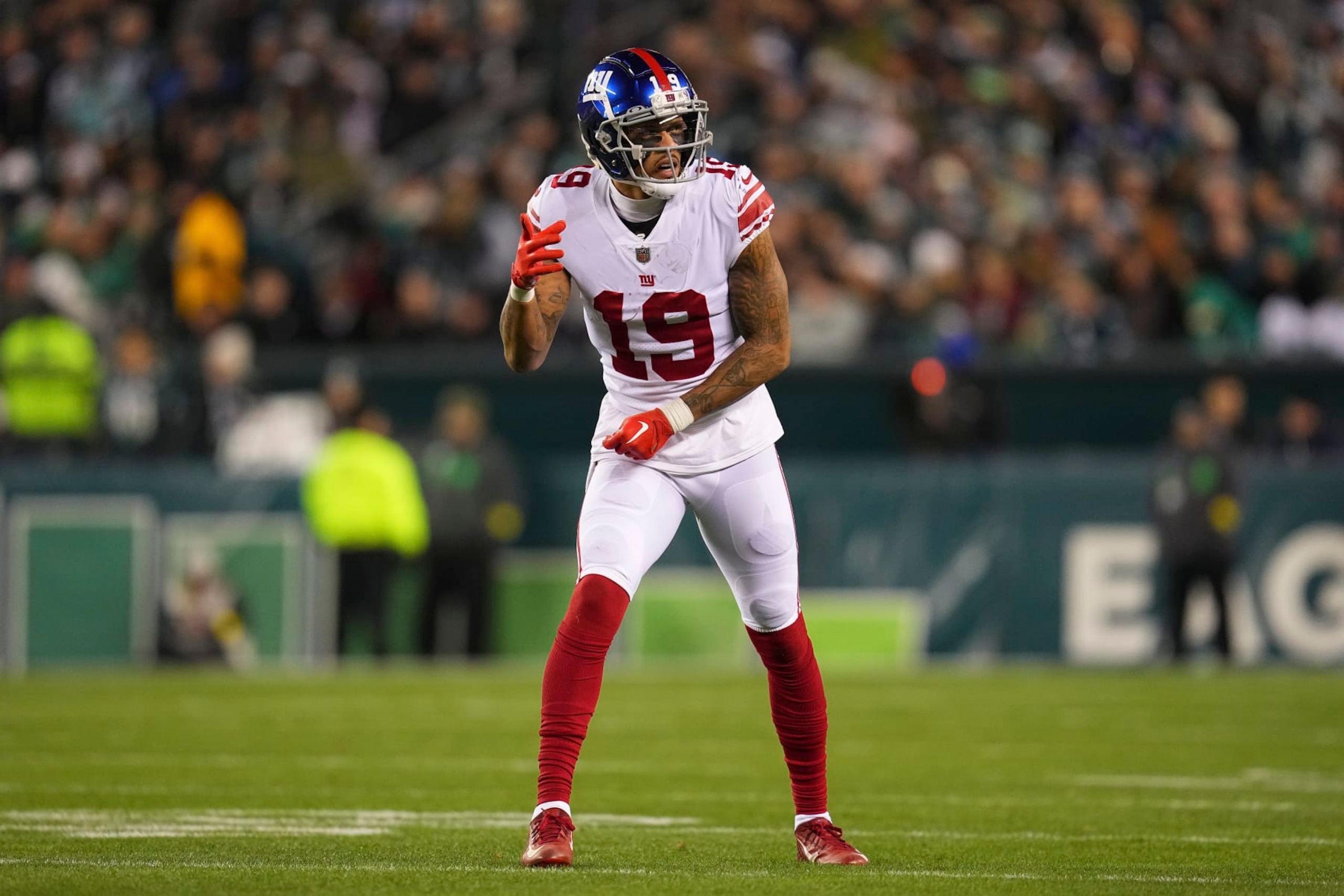 PHILADELPHIA, PA - JANUARY 08: Kenny Golladay #19 of the New York Giants in action against the Philadelphia Eagles at Lincoln Financial Field on January 8, 2023 in Philadelphia, Pennsylvania. (Photo by Mitchell Leff/Getty Images) PHILADELPHIA, PA - JANUARY 08: Kenny Golladay #19 of the New York Giants in action against the Philadelphia Eagles at Lincoln Financial Field on January 8, 2023 in Philadelphia, Pennsylvania. (Photo by Mitchell Leff/Getty Images)