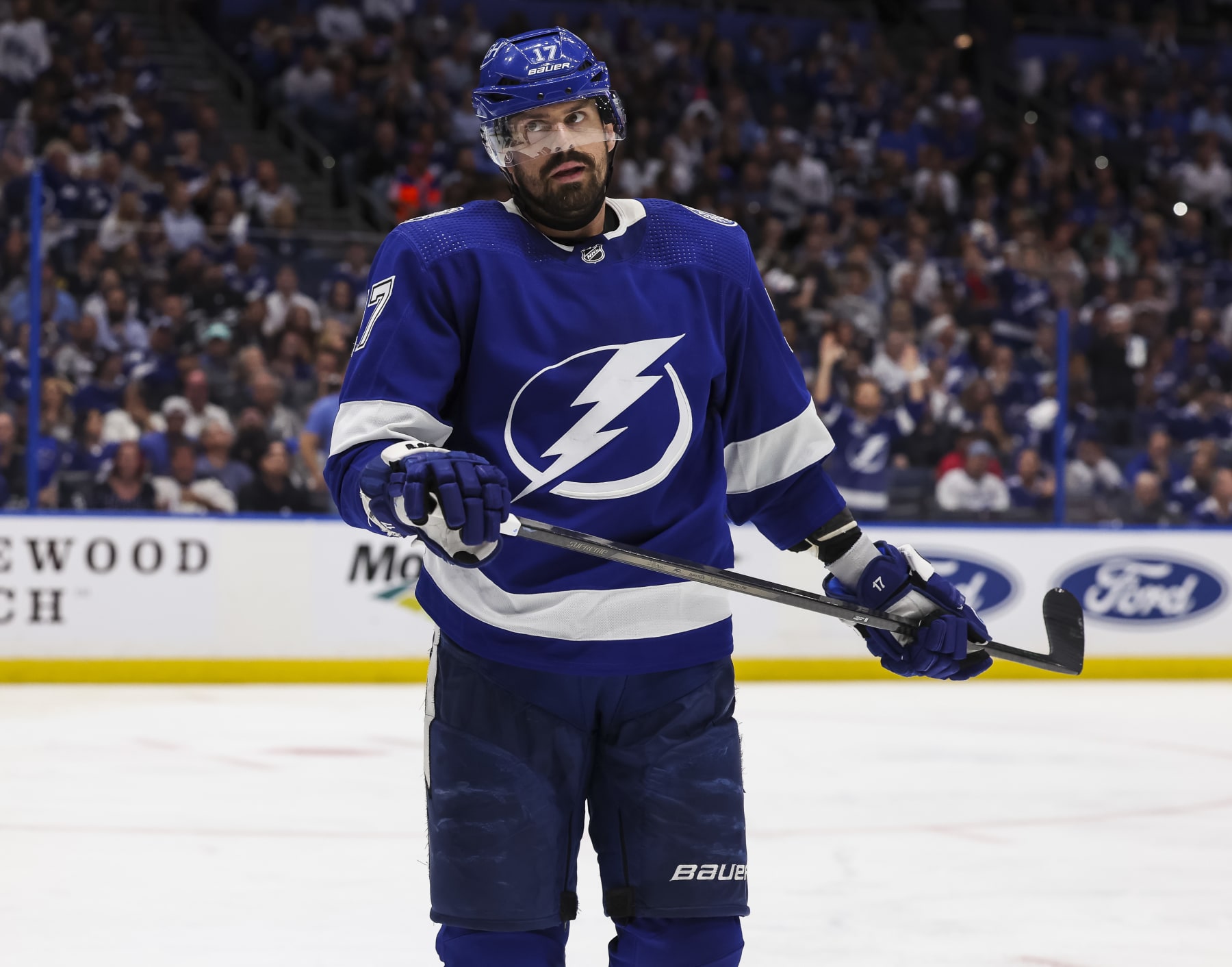 TAMPA, FL - APRIL 24: Alex Killorn #17 of the Tampa Bay Lightning against the Toronto Maple Leafs during the third period in Game Four of the First Round of the 2023 Stanley Cup Playoffs at Amalie Arena on April 24, 2023 in Tampa, Florida. (Photo by Mark LoMoglio/NHLI via Getty Images)