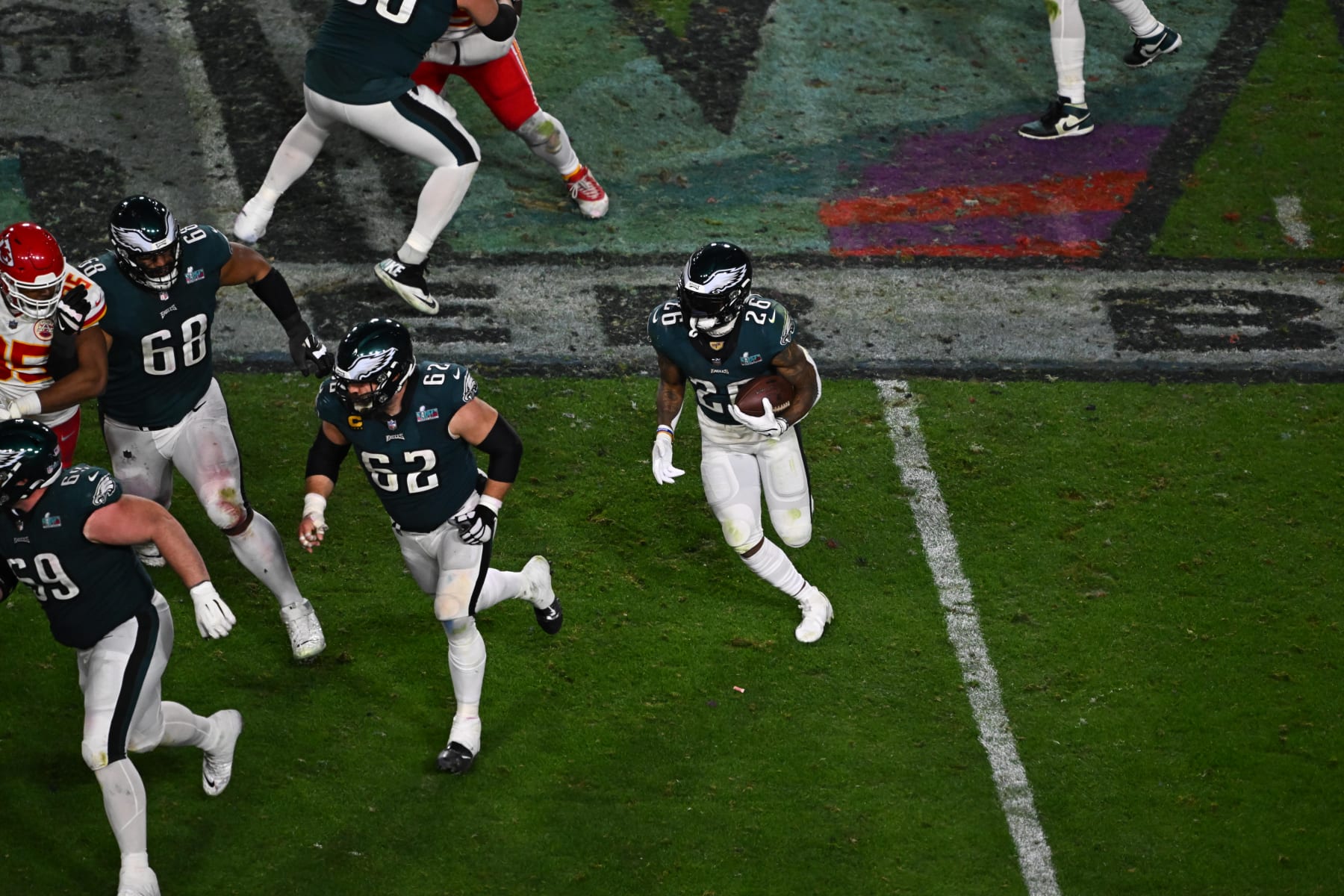 Football: Super Bowl LVII: Philadelphia Eagles Miles Sanders (26) in action, runs the football vs Kansas City Chiefs at State Farm Stadium. 
Glendale, AZ 2/12/2023
CREDIT: John W. McDonough (Photo by John W. McDonough/Sports Illustrated via Getty Images) (Set Number: X164305 TK1)