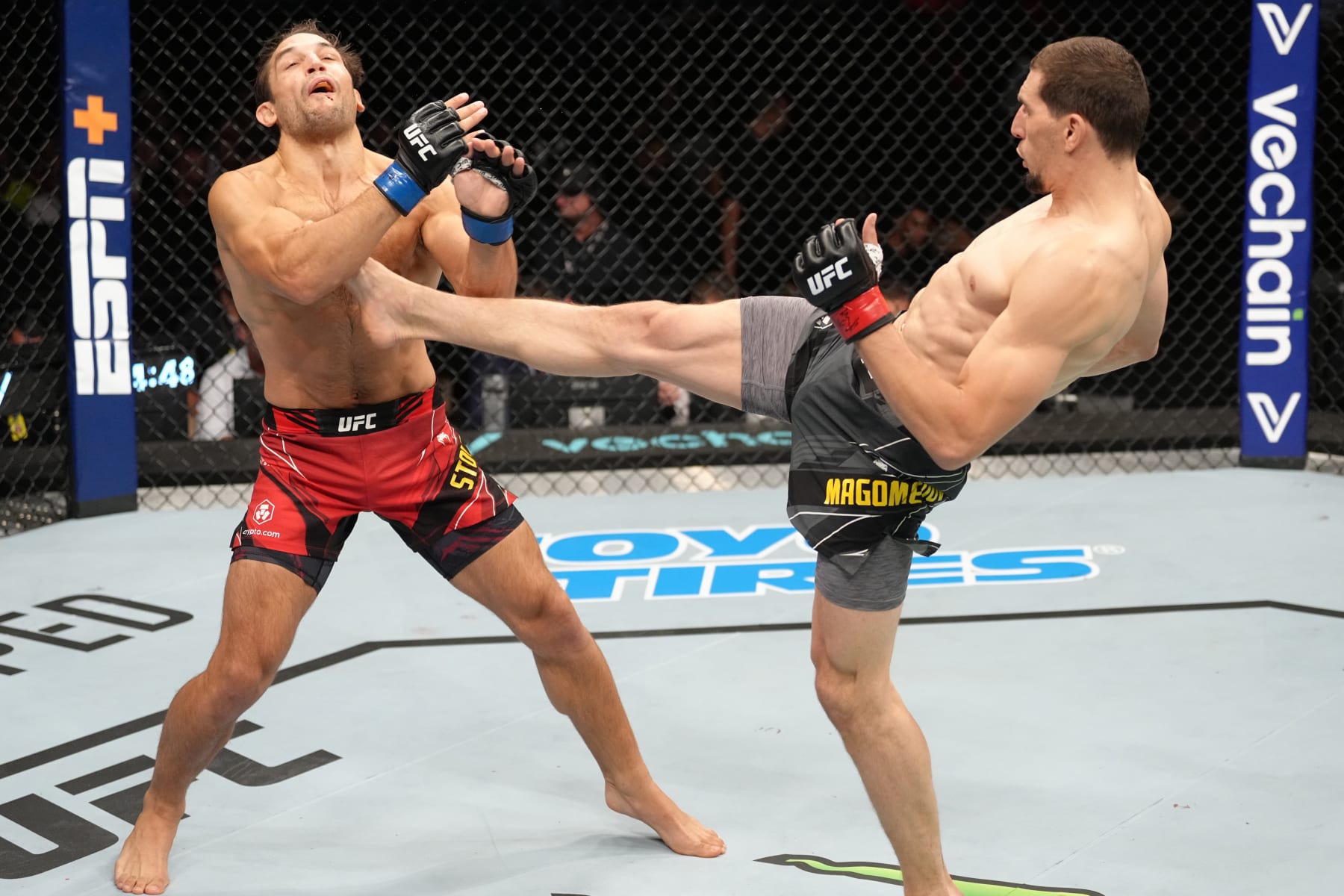 PARIS, FRANCE - SEPTEMBER 03:  Abus Magomedov of Russia kicks Dustin Stoltzfus in a middleweight fight during the UFC Fight Night event at The Accor Arena on September 03, 2022 in Paris, France. (Photo by Jeff Bottari/Zuffa LLC)