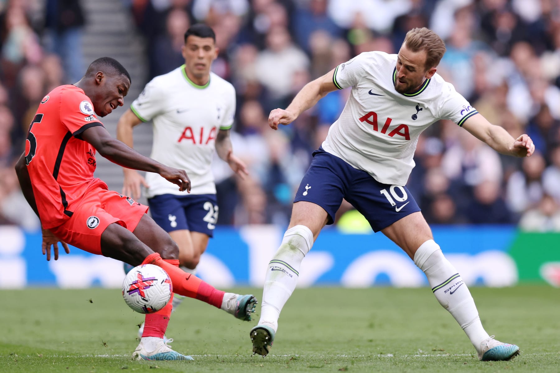 Moises Caicedo (L) and Harry Kane (R) make our summer transfer target list.