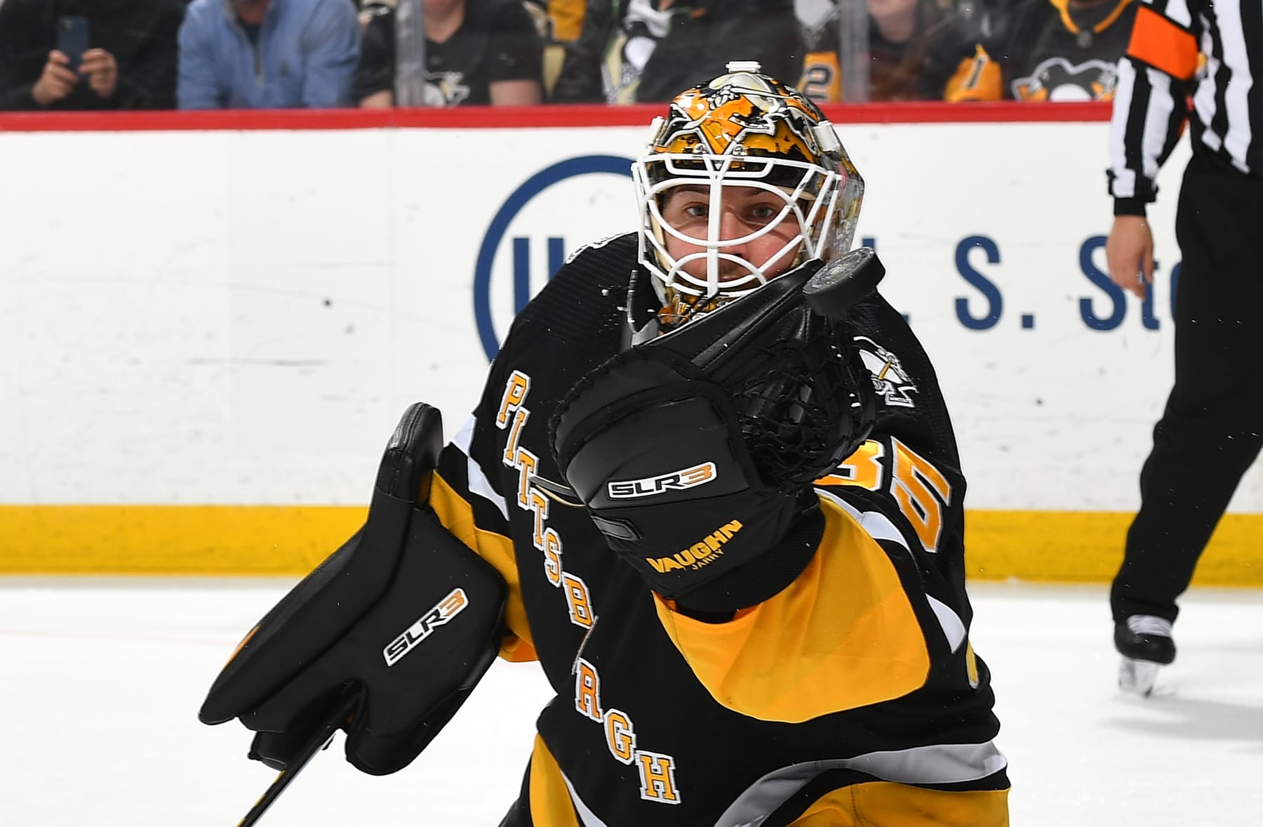 PITTSBURGH, PA - MARCH 09:  Tristan Jarry #35 of the Pittsburgh Penguins watches the loose puck against the New York Islanders at PPG PAINTS Arena on March 9, 2023 in Pittsburgh, Pennsylvania. (Photo by Joe Sargent/NHLI via Getty Images)