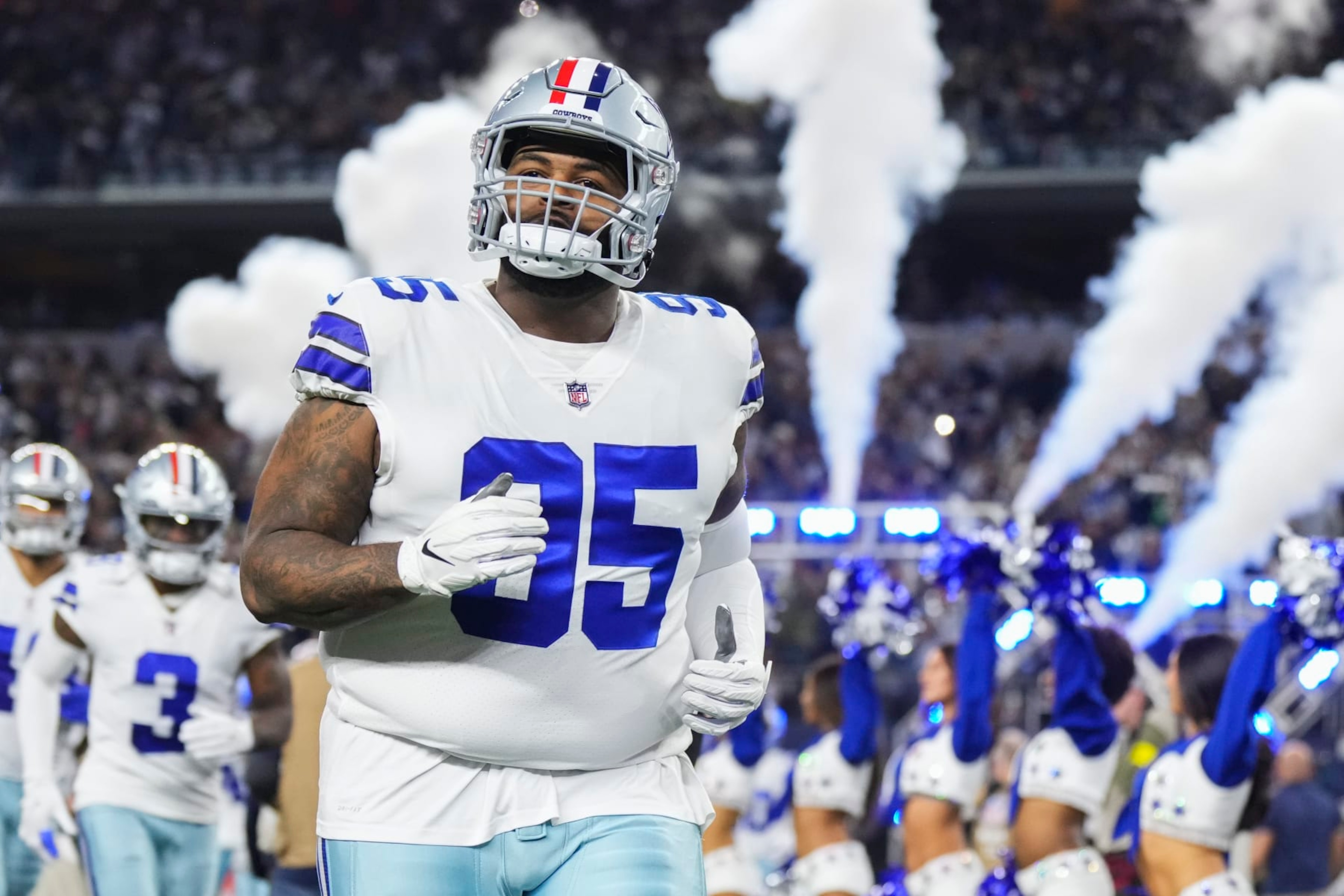 ARLINGTON, TX - DECEMBER 04: Johnathan Hankins #95 of the Dallas Cowboys runs onto the field during introductions against the Indianapolis Colts at AT&T Stadium on December 4, 2022 in Arlington, Texas. (Photo by Cooper Neill/Getty Images) ARLINGTON, TX - DECEMBER 04: Johnathan Hankins #95 of the Dallas Cowboys runs onto the field during introductions against the Indianapolis Colts at AT&T Stadium on December 4, 2022 in Arlington, Texas. (Photo by Cooper Neill/Getty Images)