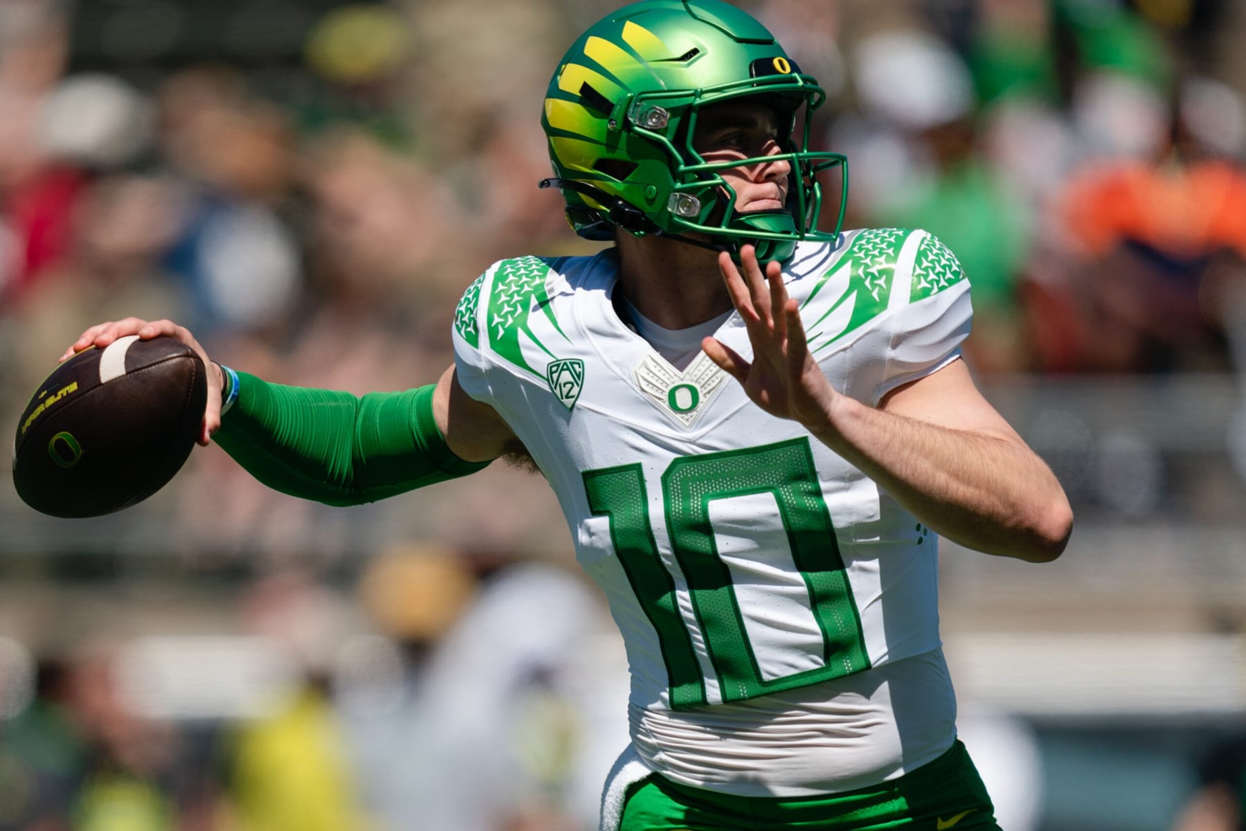 EUGENE, OR - APRIL 29:  Quarterback Bo Nix #10 of the Oregon Ducks prepares to throw the ball during the first half of the Oregon Ducks Spring Football Game at Autzen Stadium on April 29, 2023 in Eugene, Oregon. (Photo by Ali Gradischer/Getty Images)