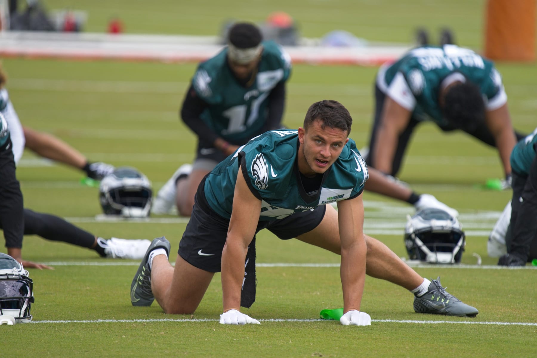 PHILADELPHIA, PA - MAY 05: Philadelphia Eagles wide receiver Devon Allen (82) warms up during Philadelphia Eagles rookie mini training camp on May 5, 2023 at the Novacare Training Complex in Philadelphia, PA. (Photo by Andy Lewis/Icon Sportswire via Getty Images)
