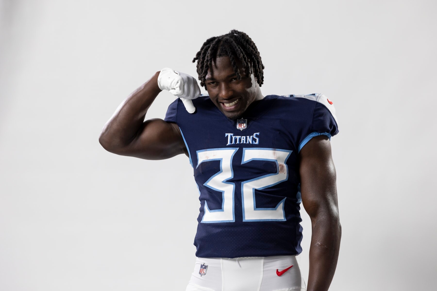 LOS ANGELES, CALIFORNIA - MAY 20: Tyjae Spears #32 of the Tennessee Titans poses for a portrait during the NFLPA Rookie Premiere on May 20, 2023 in Los Angeles, California. (Photo by Michael Owens/Getty Images)