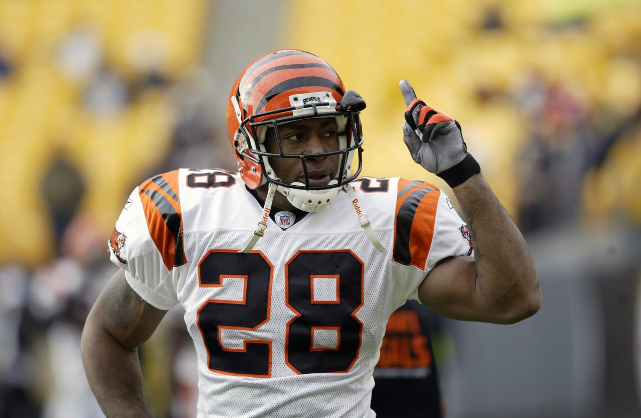 PITTSBURGH, PA - NOVEMBER 30:  Running back Corey Dillon #28 of the Cincinnati Bengals gestures while on the field before a National Football League game against the Pittsburgh Steelers at Heinz Field on November 30, 2003 in Pittsburgh, Pennsylvania.  The Bengals defeated the Steelers 24-20.  (Photo by George Gojkovich/Getty Images) 
