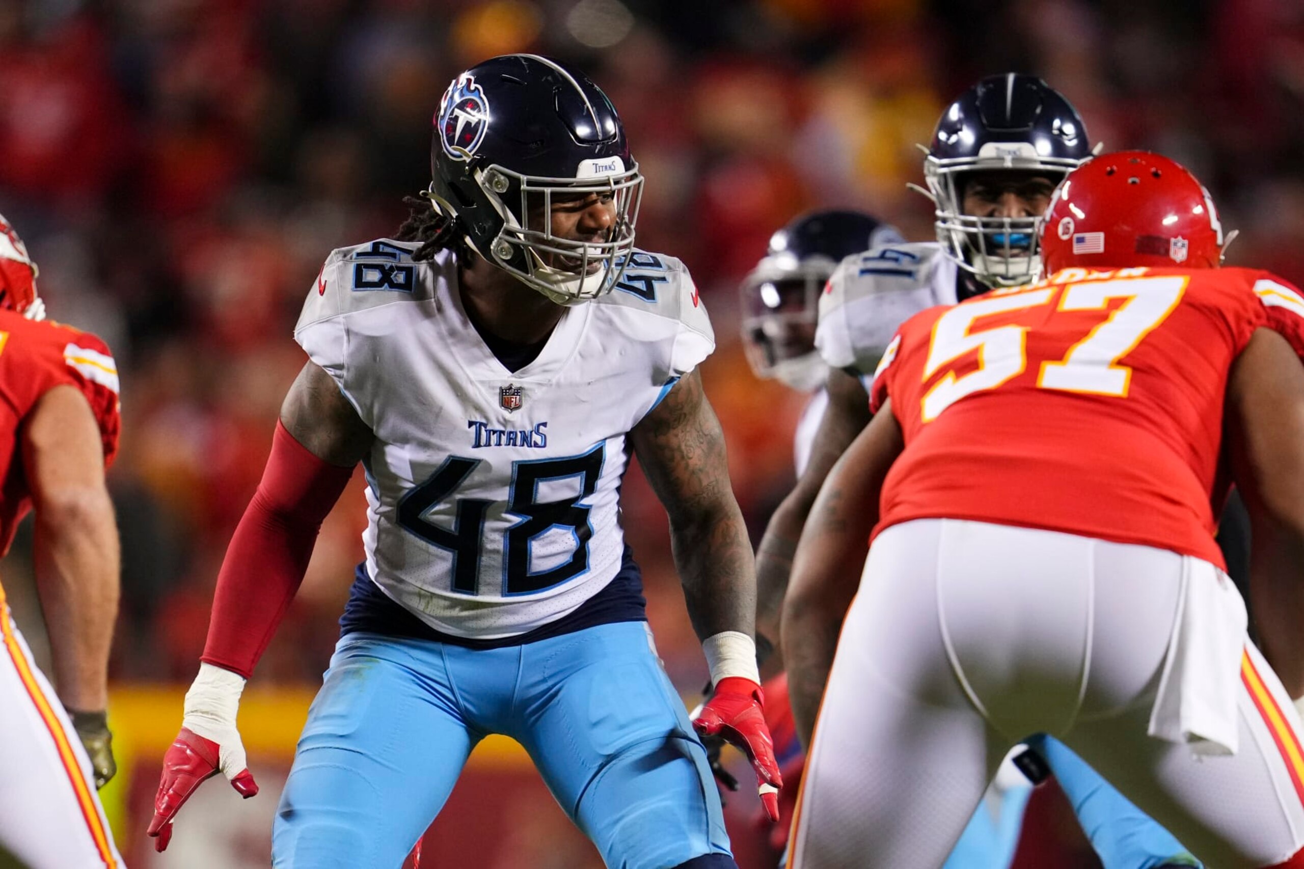 KANSAS CITY, MO - NOVEMBER 06: Bud Dupree #48 of the Tennessee Titans gets set against the Kansas City Chiefs at GEHA Field at Arrowhead Stadium on November 6, 2022 in Kansas City, Missouri. (Photo by Cooper Neill/Getty Images)