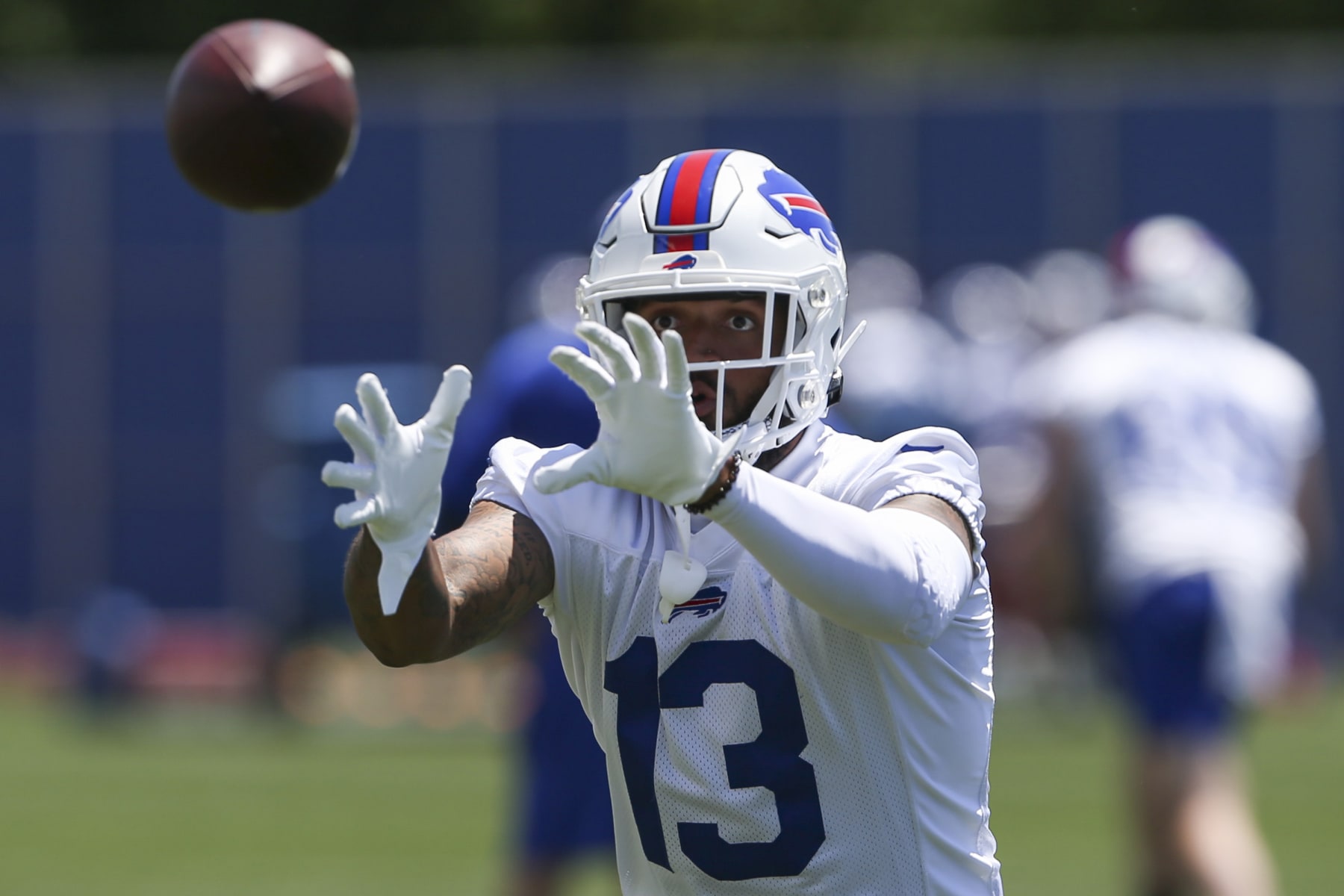 ORCHARD PARK, NEW YORK - JUNE 14: Gabriel Davis #13 of the Buffalo Bills makes a catch during Bills mini camp on June 14, 2022 in Orchard Park, New York. (Photo by Joshua Bessex/Getty Images)