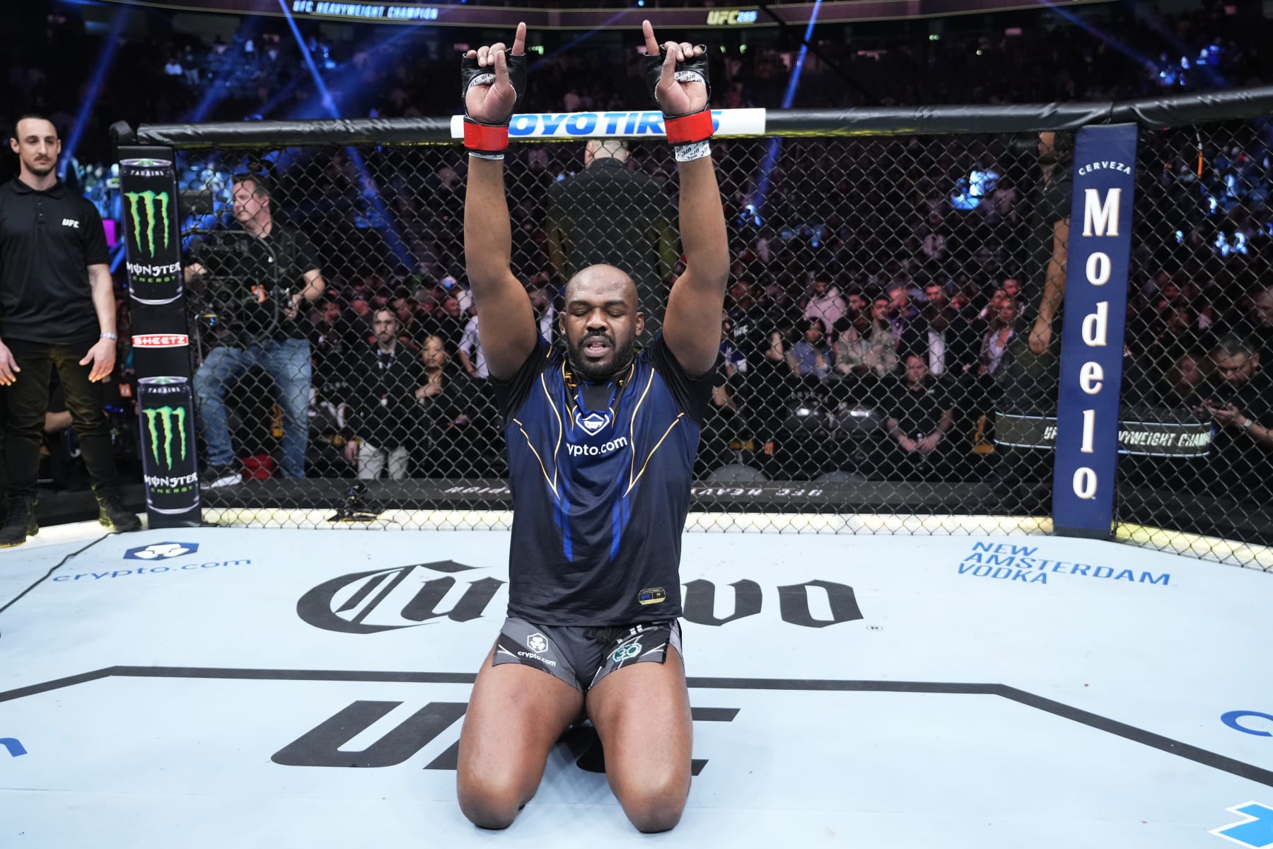 LAS VEGAS, NEVADA - MARCH 04: Jon Jones reacts to his win in the UFC heavyweight championship fight during the UFC 285 event at T-Mobile Arena on March 04, 2023 in Las Vegas, Nevada. (Photo by Jeff Bottari/Zuffa LLC via Getty Images)