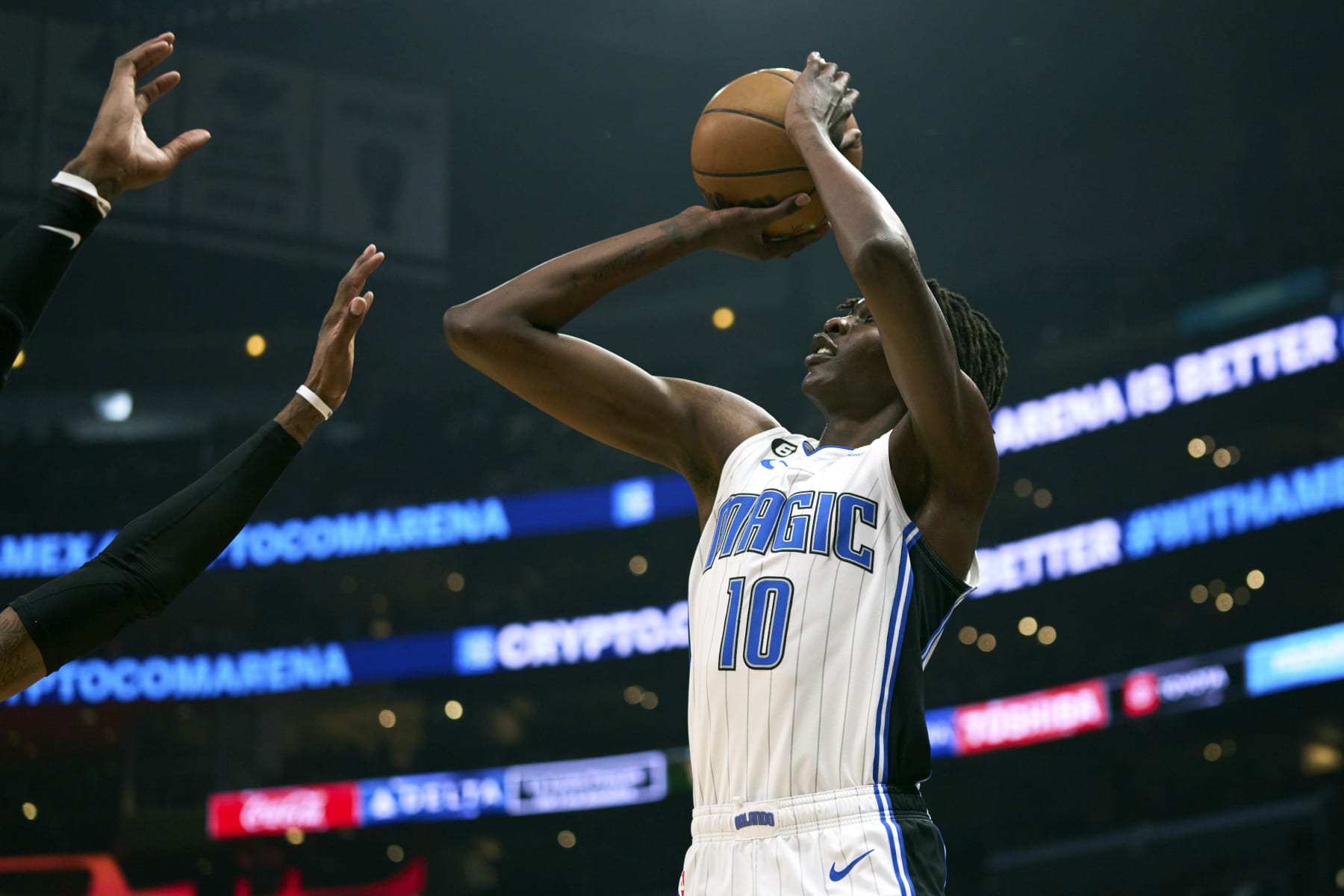 Orlando Magic center Bol Bol (10) shoots the ball against the Los Angeles Clippers during the first half of an NBA basketball game Saturday, March 18, 2023, in Los Angeles. (AP Photo/Allison Dinner)