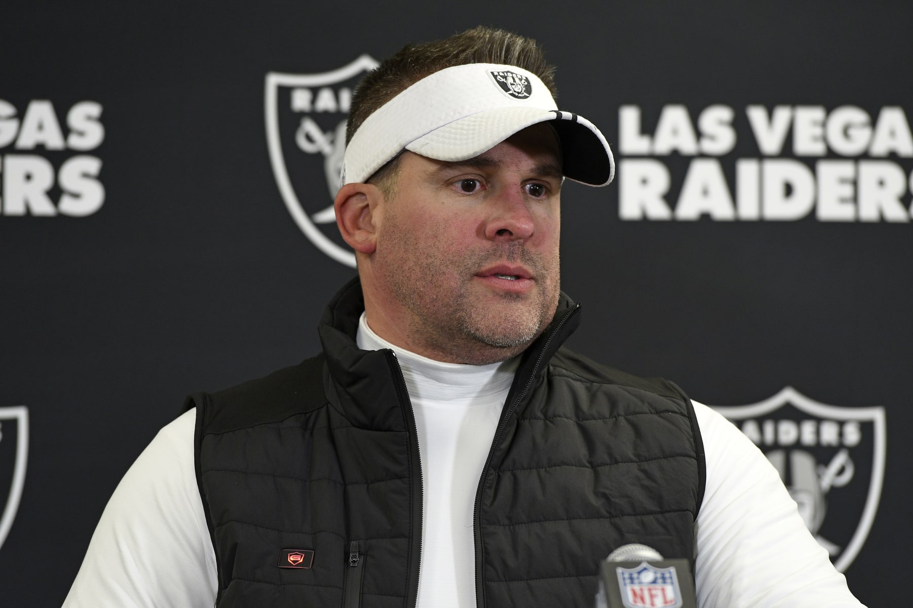 Raiders head coach Josh McDaniels