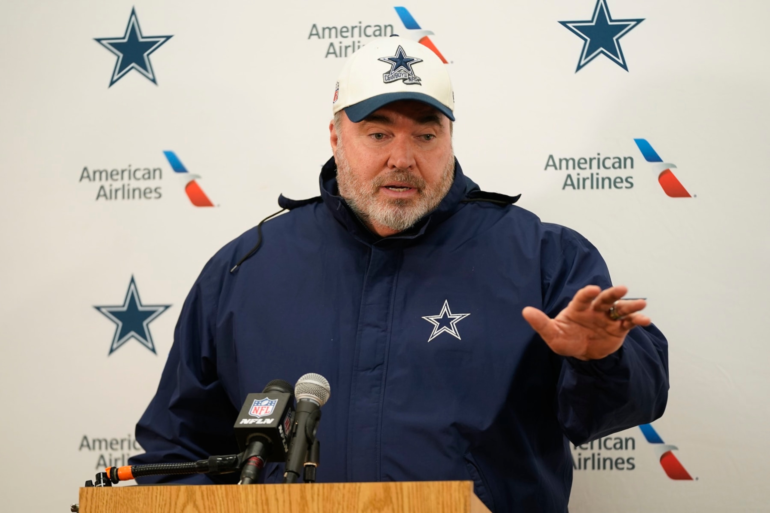 Cowboys head coach Mike McCarthy