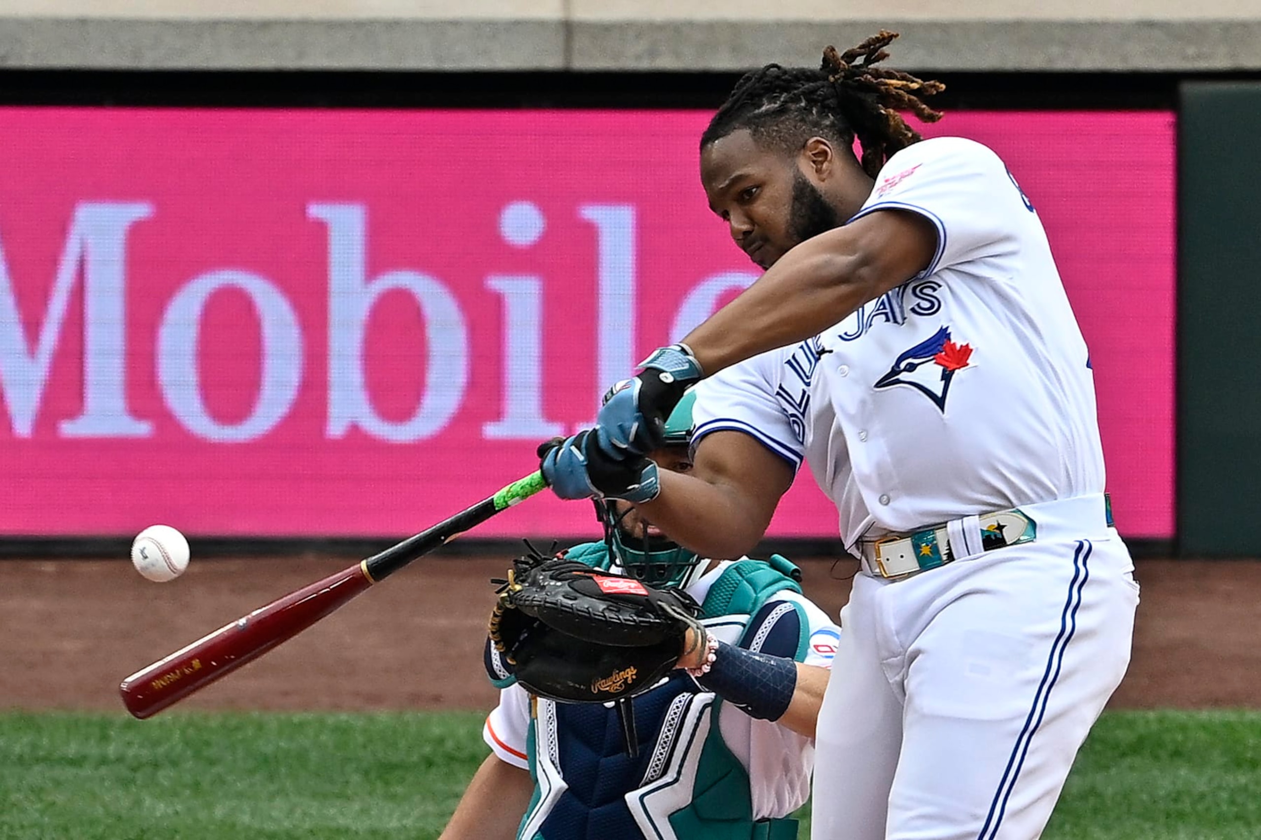 SEATTLE, WASHINGTON - JULY 10: Vladimir Guerrero Jr. #27 of the Toronto Blue Jays bats during the T-Mobile Home Run Derby at T-Mobile Park on July 10, 2023 in Seattle, Washington. (Photo by Alika Jenner/Getty Images)